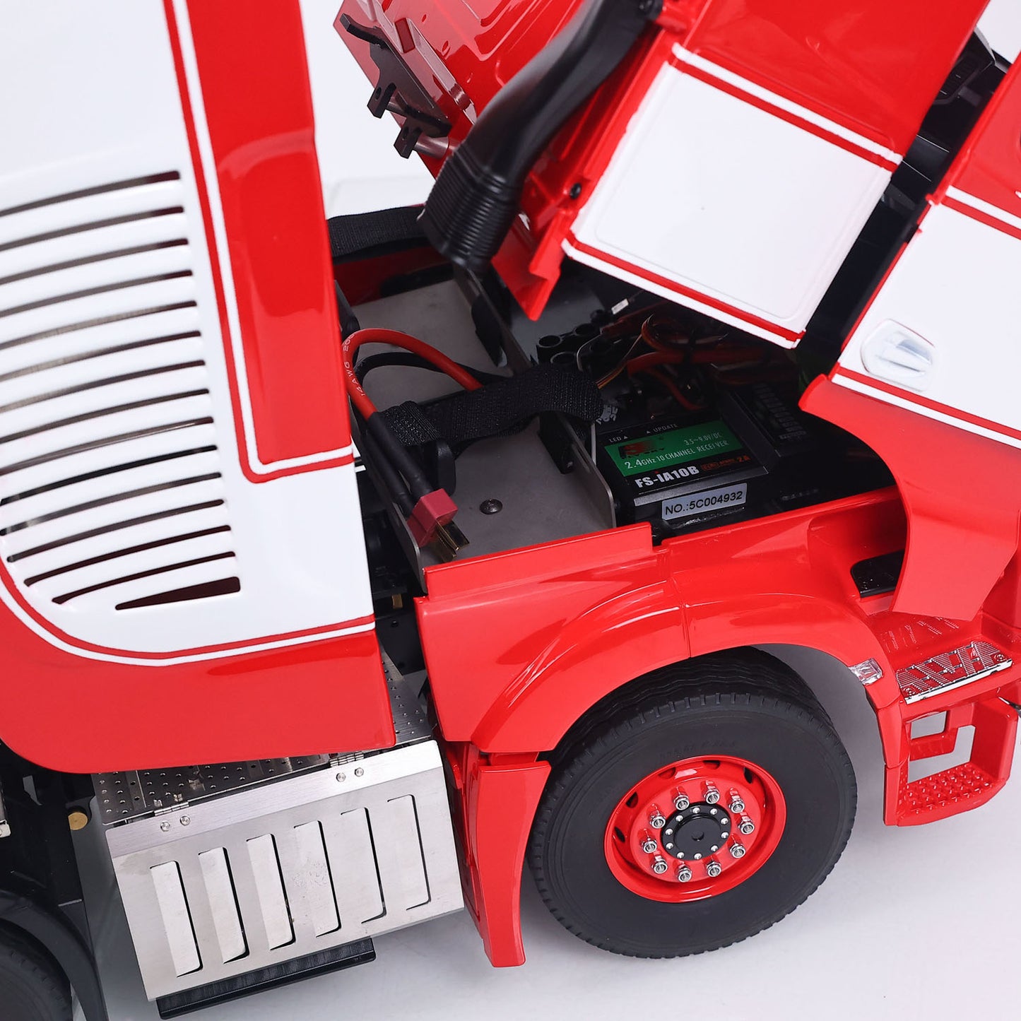 IN STOCK 1/14 LESU 8*8 3 Speed Highline RC Tractor Truck Metal Heavy-duty Chassis DIY RC Cabin W/ Motor Smoke Unit Light Sound Radio