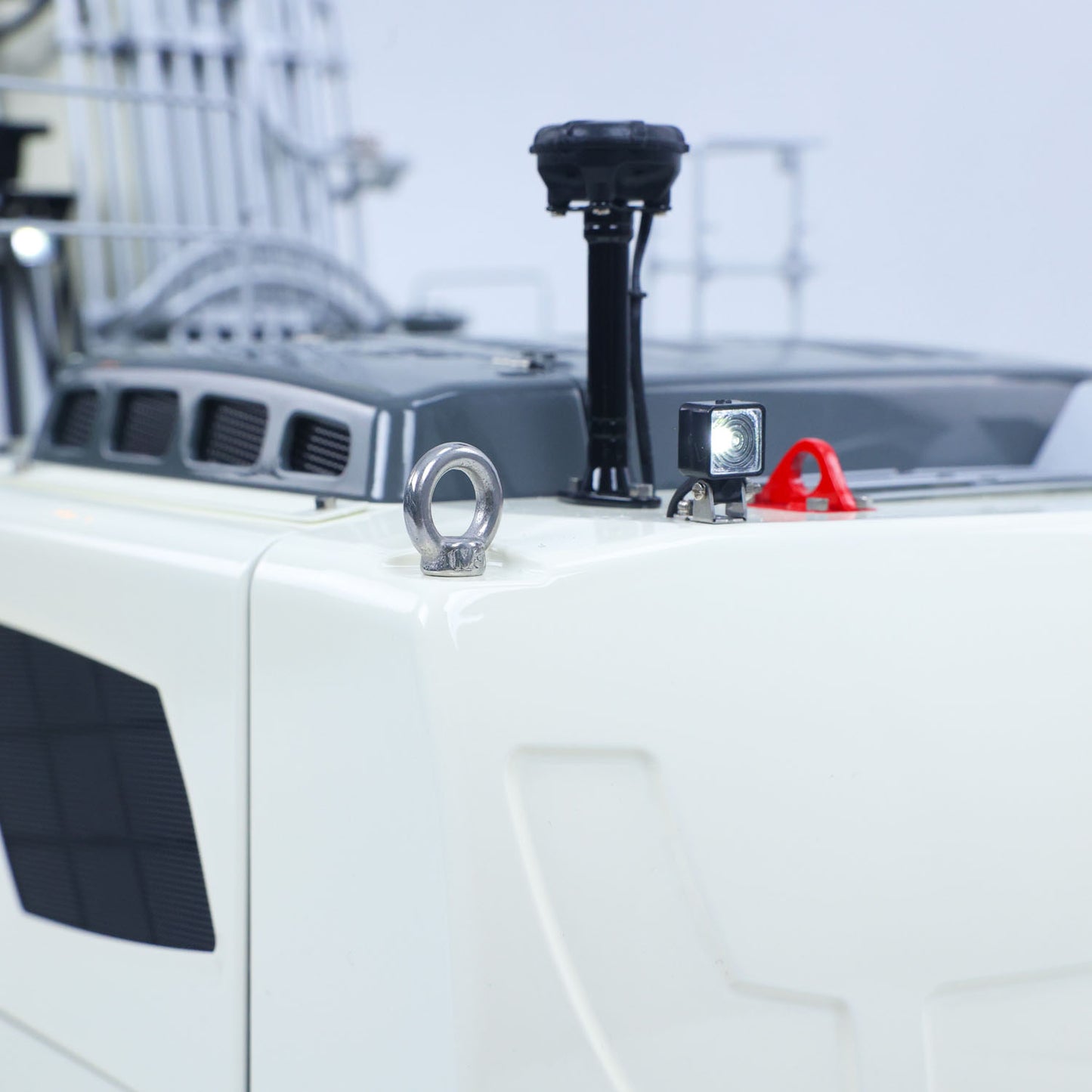 95% Metal LESU LR956 3 Arms 1/14 RC Hydraulic Excavator Remote Control Digger 7CH Valve Dual Pumps Light PL18EV LITE Battery
