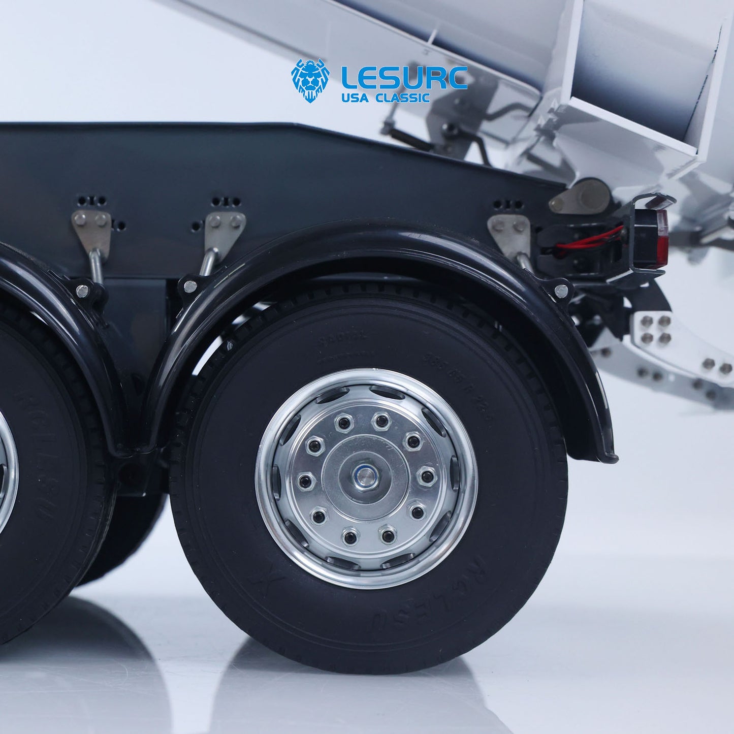 LESU A0069 1/14 Metal RC Trailer with Electric Legs Taillight Clearance Lamp for RC Tractor Truck Construction Vehicle Enthusiast