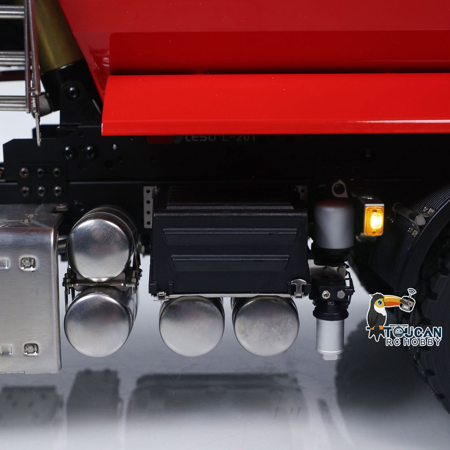 LESU 1/14 6*6 Z0032 Metal Hydraulic RC 3 Axles Dumper Truck With Front Multi Stage Cylinder U bucket I6S Radio System Model