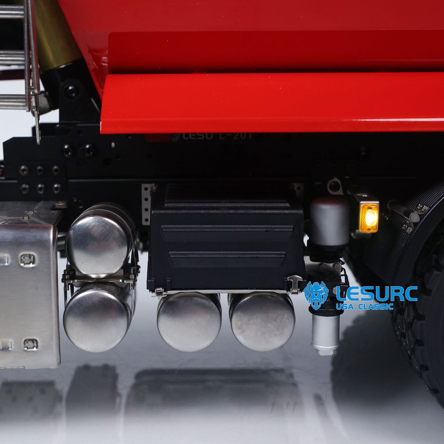 LESU Z0032 1/14 Metal 6x6 Hydraulic RC Dump Truck 2 Speed Transmission Differential Lock Axles Sound Light for Engineering Vehicle Enthusiast