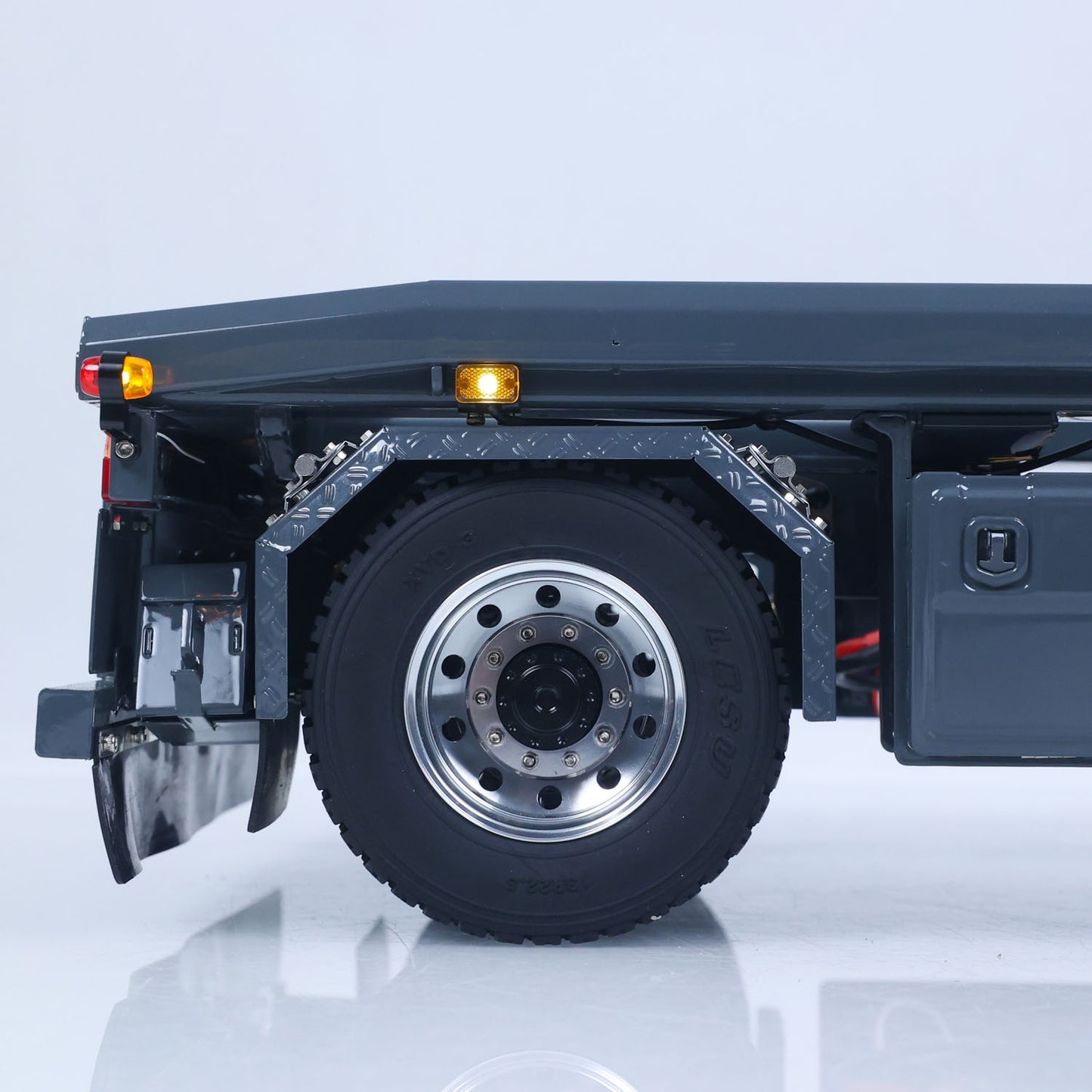Finished 1/14 Metal RC Trailer A0065 Model Front Wheel Steerable for LESU Radio Controlled Hydraulic Roll on off Dumper Tipper