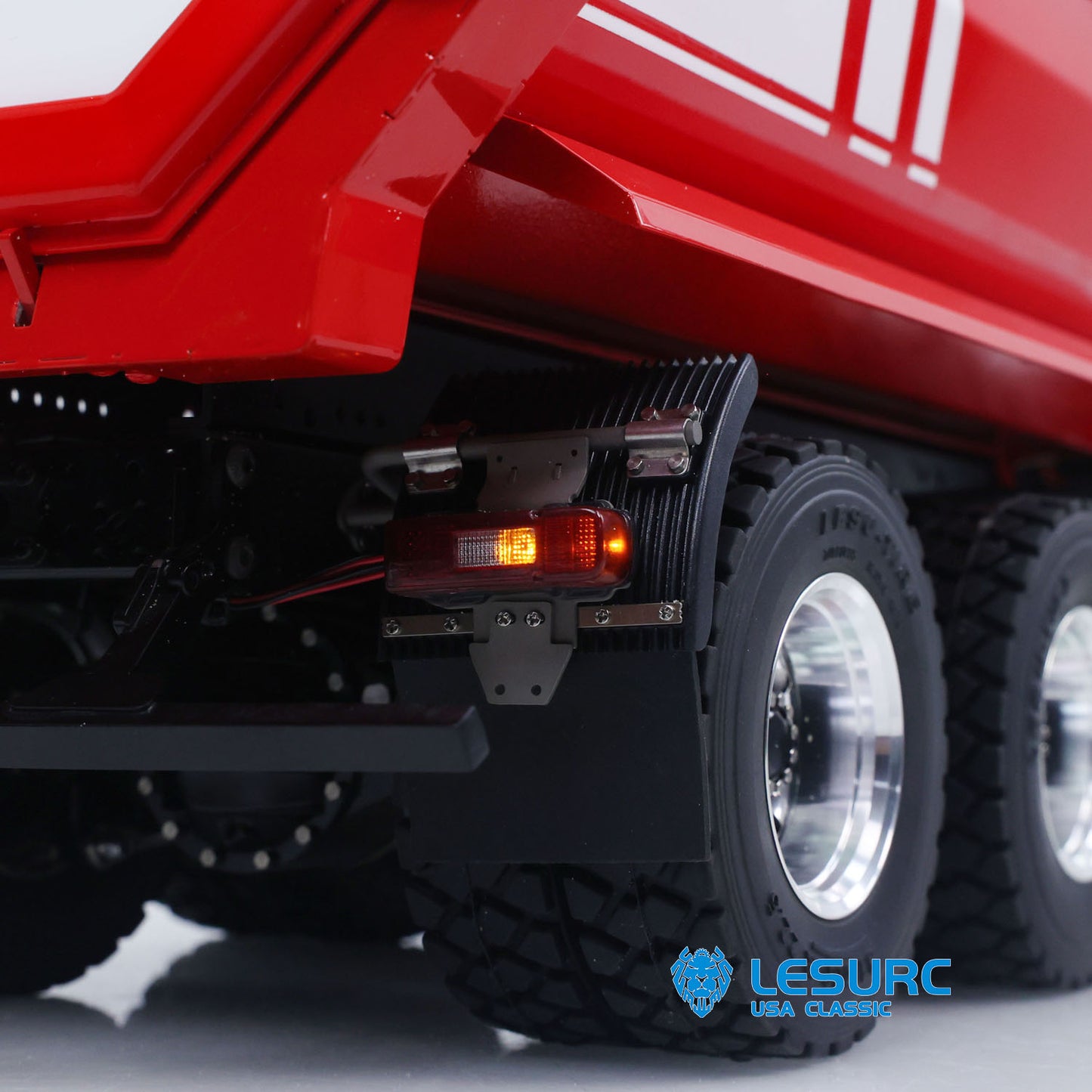 LESU Z0032 1/14 Metal 6x6 Hydraulic RC Dump Truck 2 Speed Transmission Differential Lock Axles Sound Light for Engineering Vehicle Enthusiast