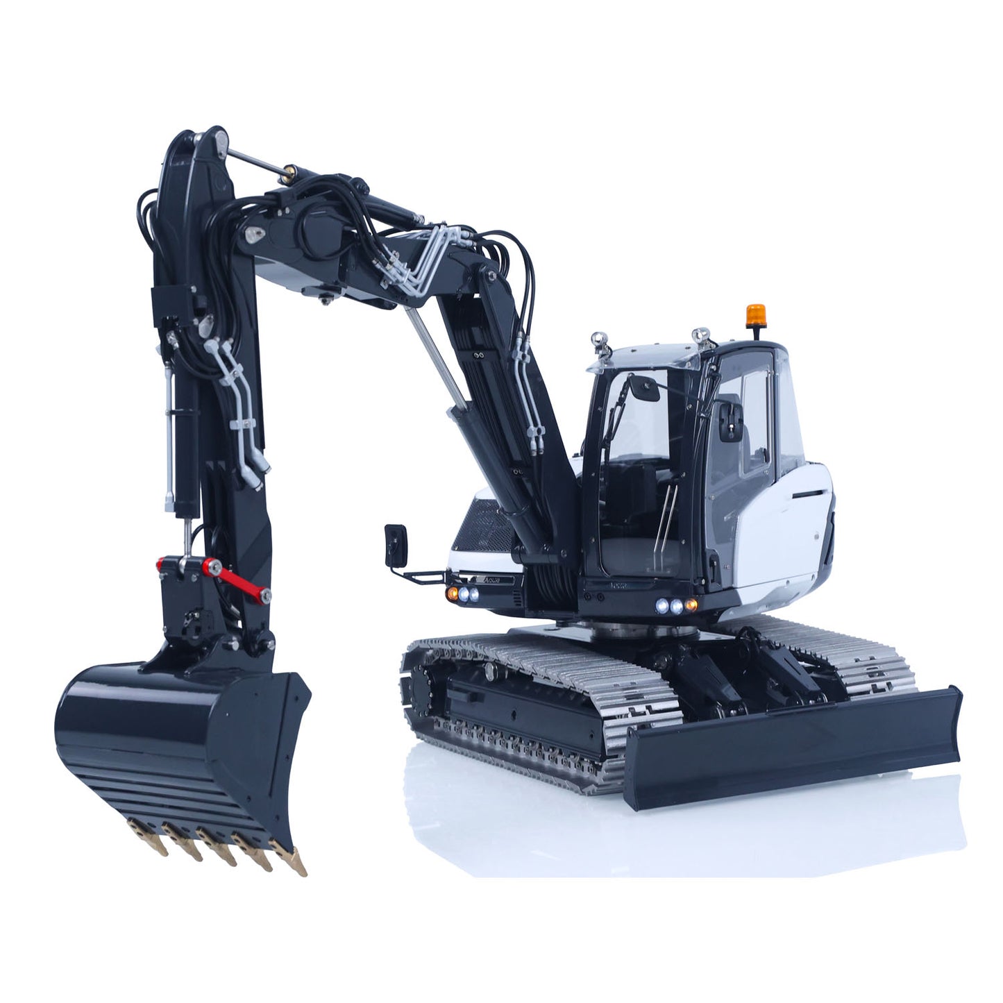 Metal LESU 1/14 Hydraulic RC Excavator MC15 4 Arms Construction Vehicle 9 Ways Valve Dual Pumps Light Sound ST8 Radio System