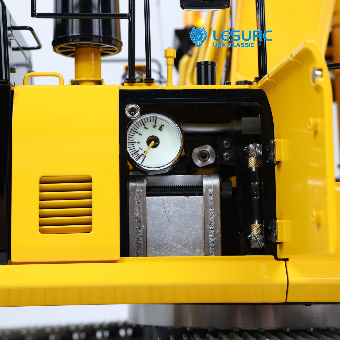LIMITED-TIME SALE IN Stock LESU Aoue PC500 1/14 Metal RC Hydraulic Tracked Excavator RC Digger Model 7Ways Valve 3-4MAP Pump Light System Assembled