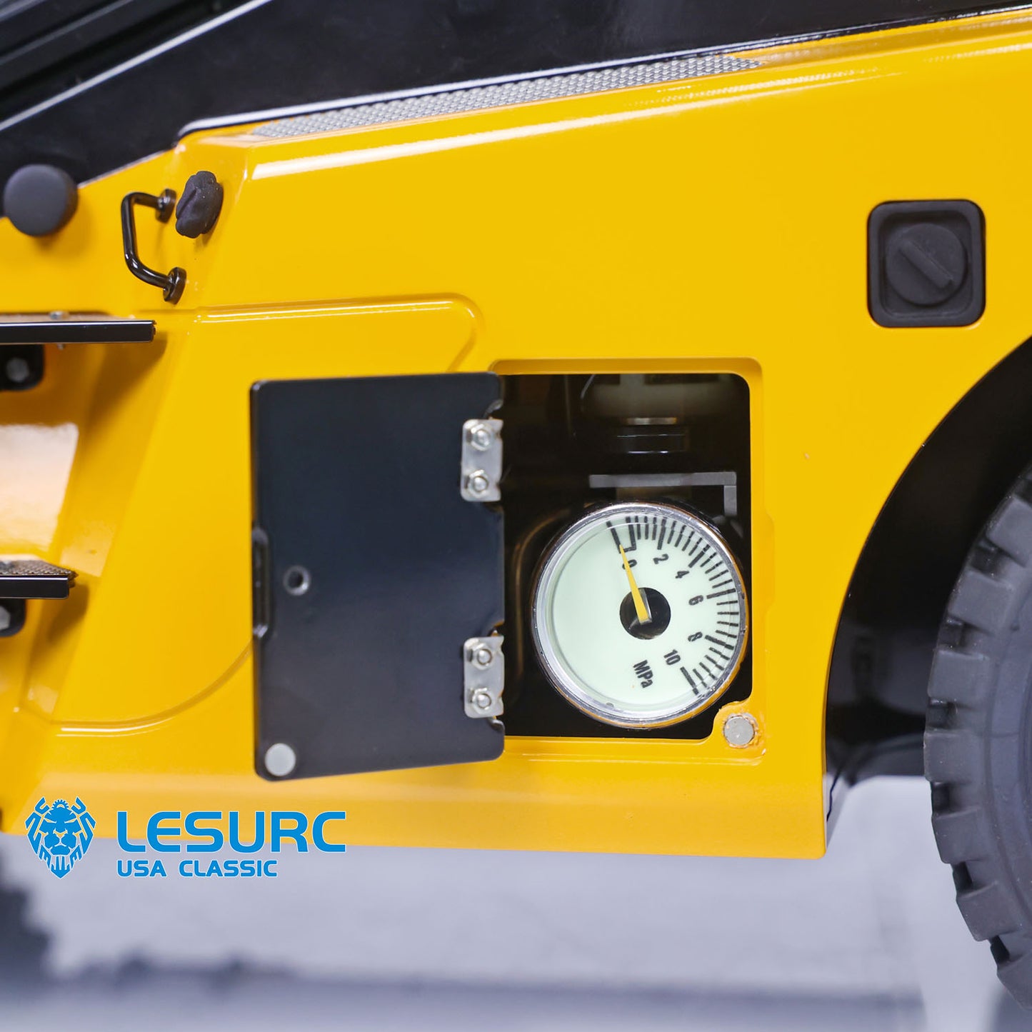 1/14 Aoue-LD160S RC Hydraulic Fork Lift LESU Remote Control Forklift Car Metal Trucks Engineering Vehicles