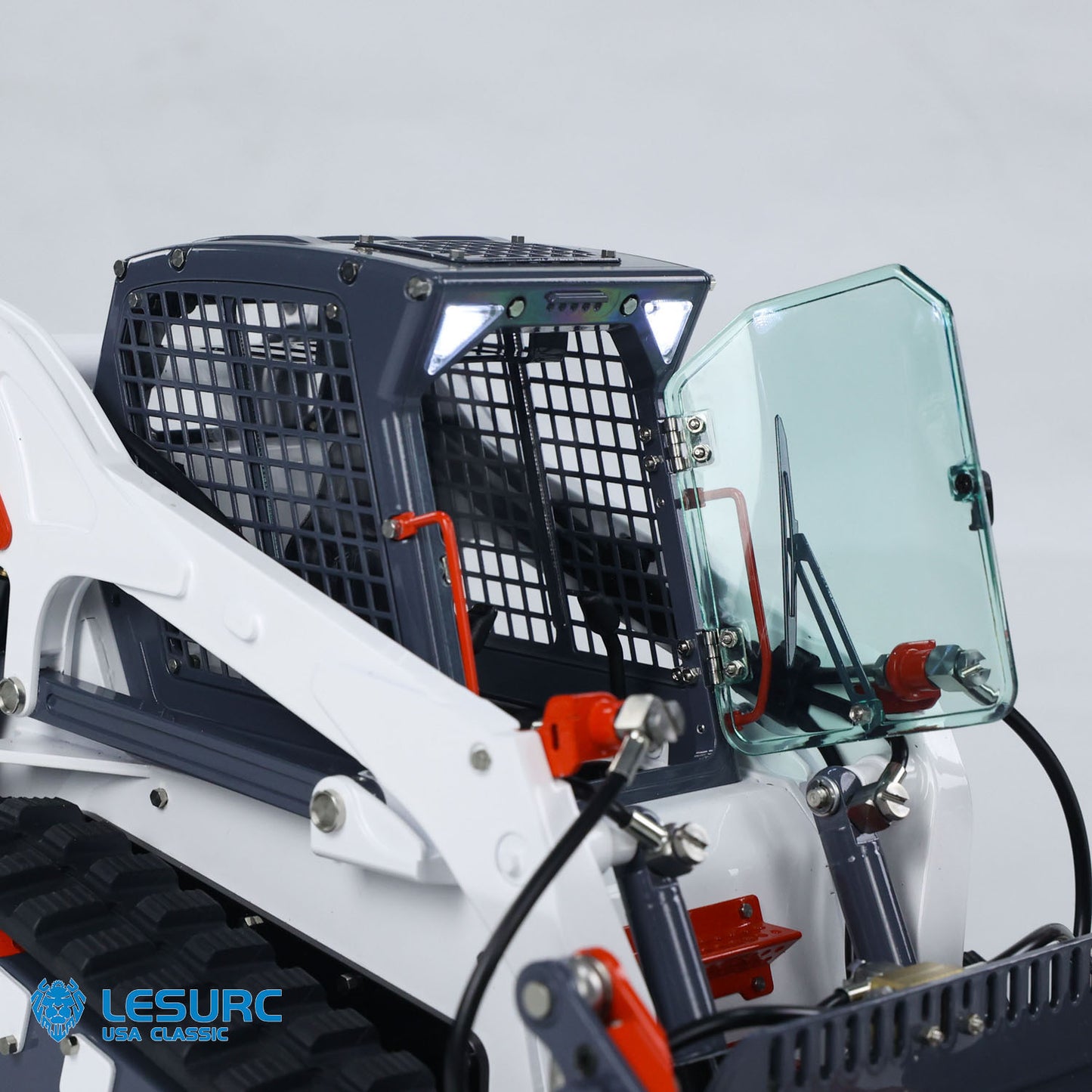 LESU Aoue LT5 1/14 Metal Hydraulic Tracked RC Skid-Steer Loader B0008 with I6S Radio Controller Light Sound System for Construction Vehicle Enthusiast
