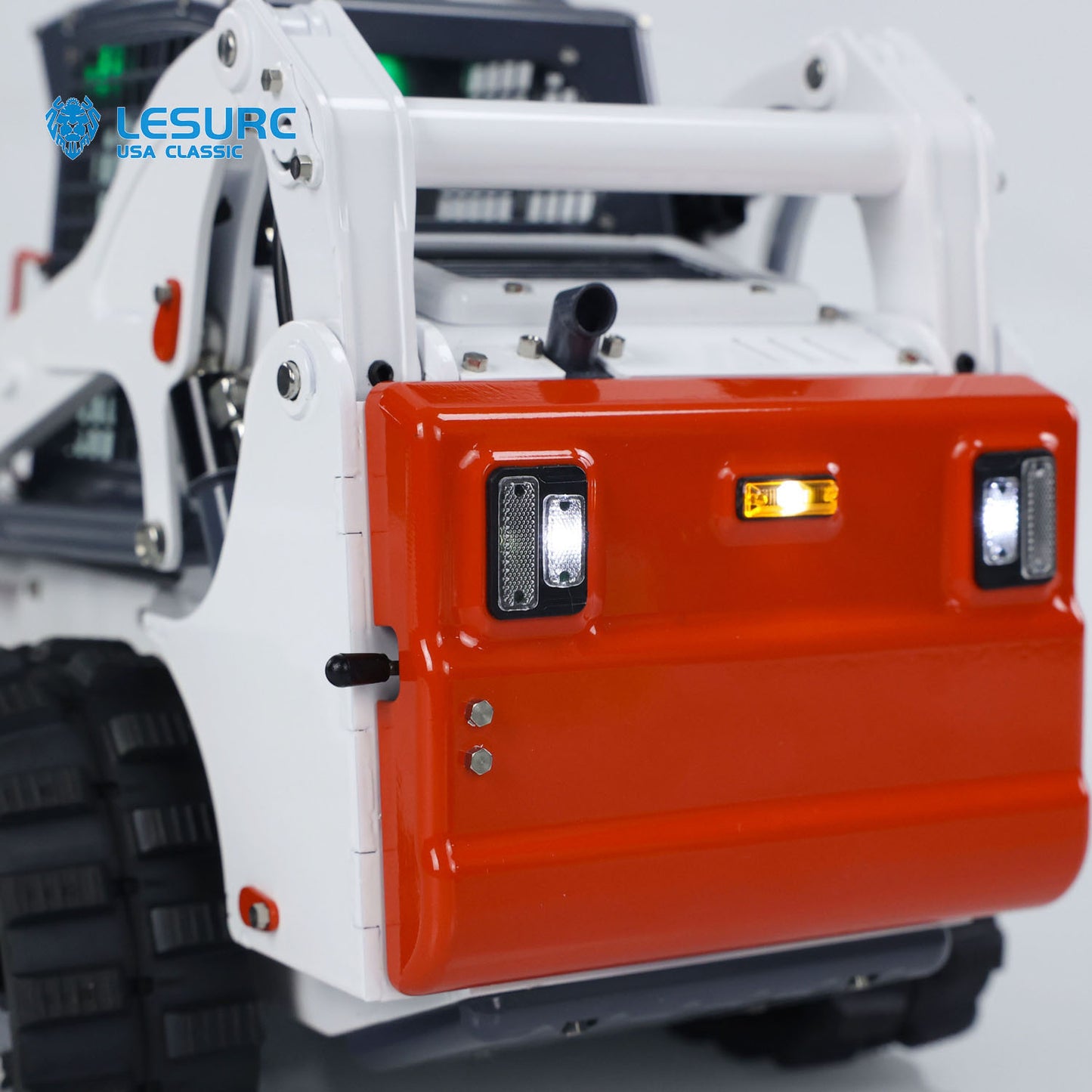 LESU Aoue LT5 1/14 Metal Hydraulic Tracked RC Skid-Steer Loader B0008 with I6S Radio Controller Light Sound System for Construction Vehicle Enthusiast