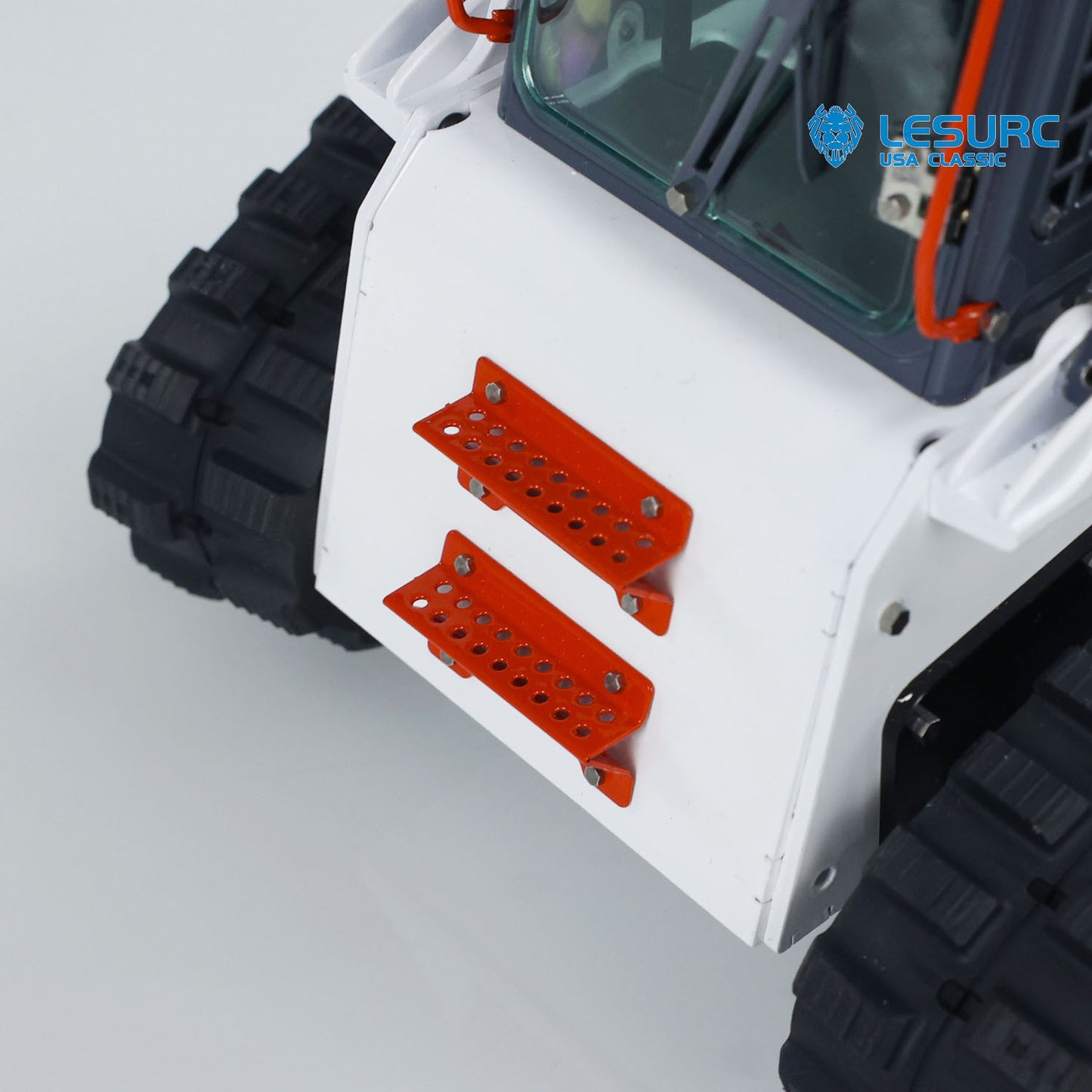 LESU Aoue LT5 1/14 Metal Hydraulic Tracked RC Skid-Steer Loader B0008 with I6S Radio Controller Light Sound System for Construction Vehicle Enthusiast