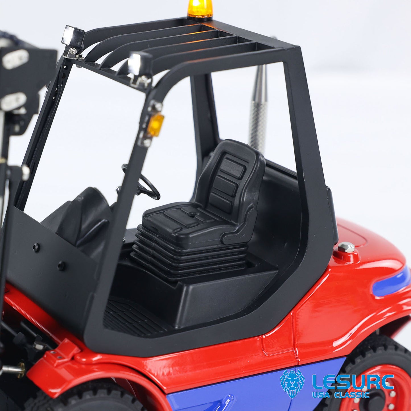 LESU 1/14 Hydraulic RC Forklift Remote Control Fork Lift Truck Transfer Car Model Emulated Engineering Vehicle Light Sound CNC