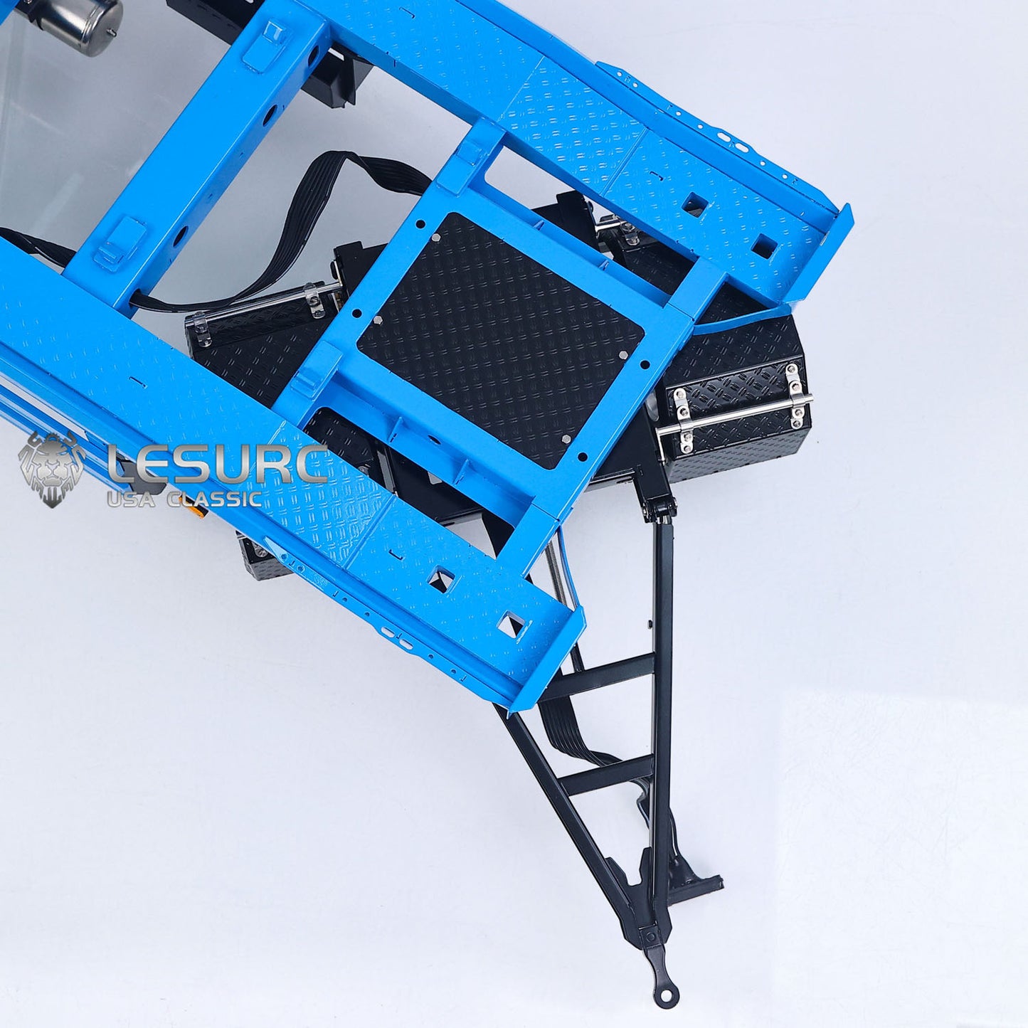 LESU A0065 1/14 Metal RC Roll Off Trailer with Front Wheel Steerable Light System for Remote Control Tractor Truck Backyard Fun