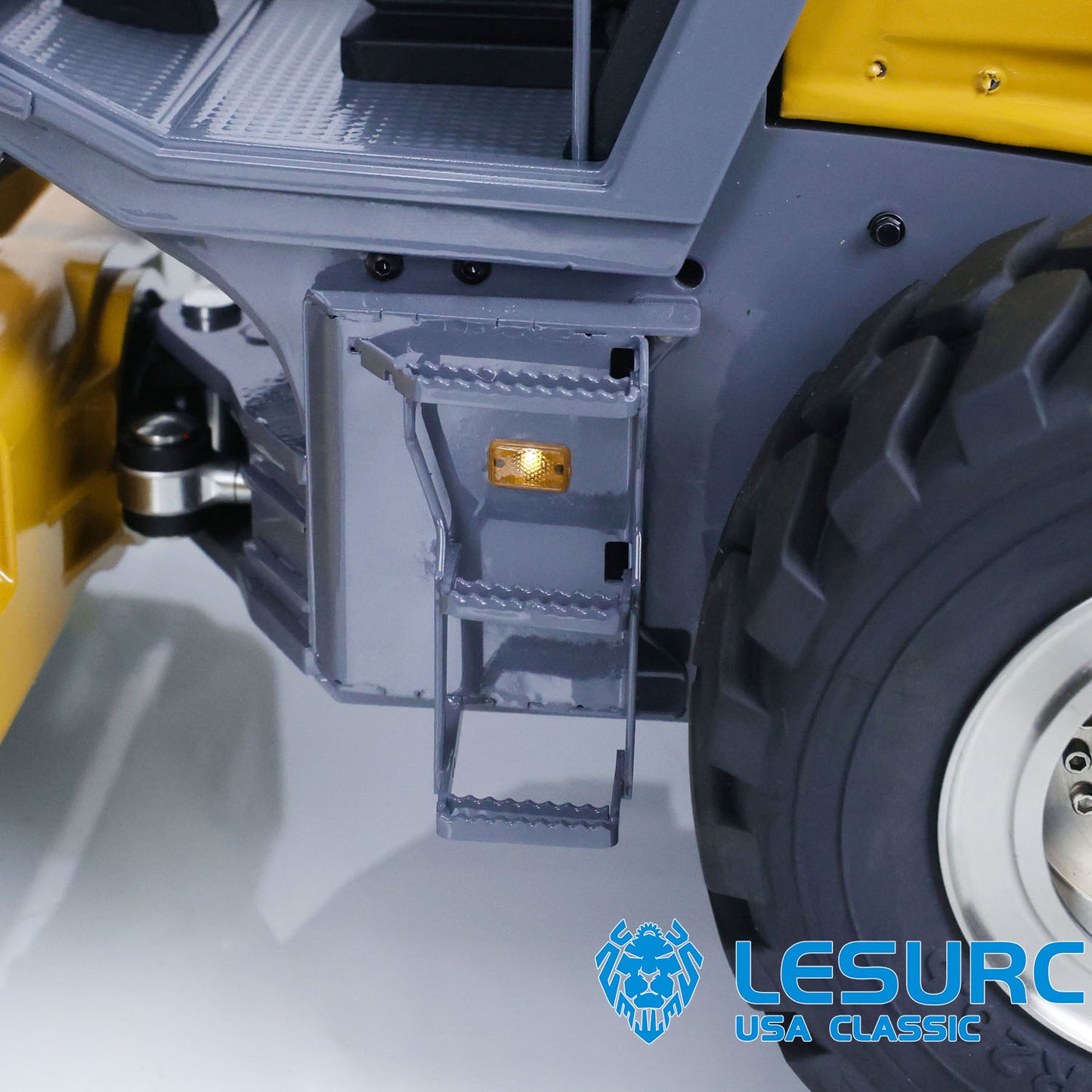 LESU Aoue-H13i 1/14 Metal RC Hydraulic Road Roller A0009 RTR with FlySky PL18EV Lite Radio Controller Light Sound for Model Collectors