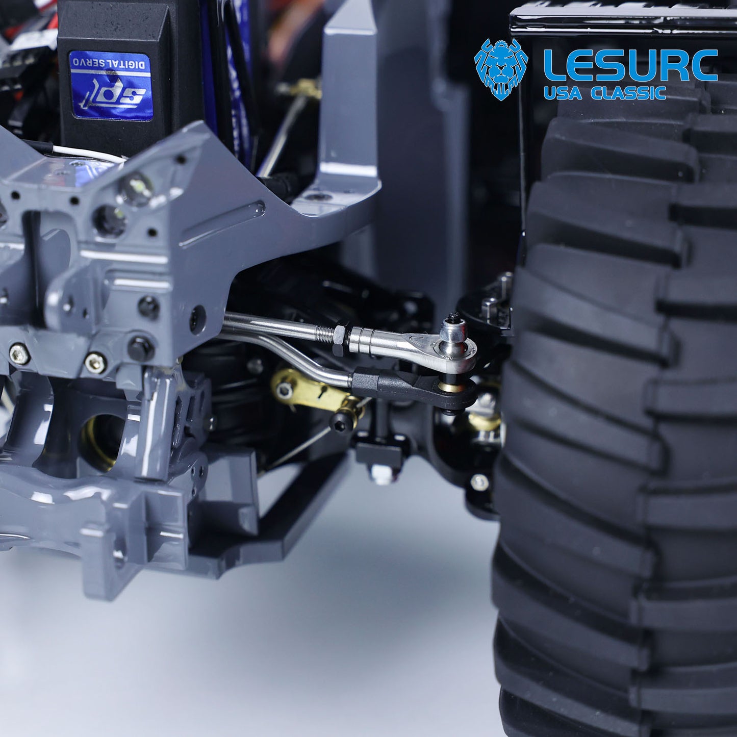 LESU A0005 1/16 4x4 Metal Chassis with Hooks Central Differential Light System for 1050 Walking Tractor Suitable to Scale Model Builders