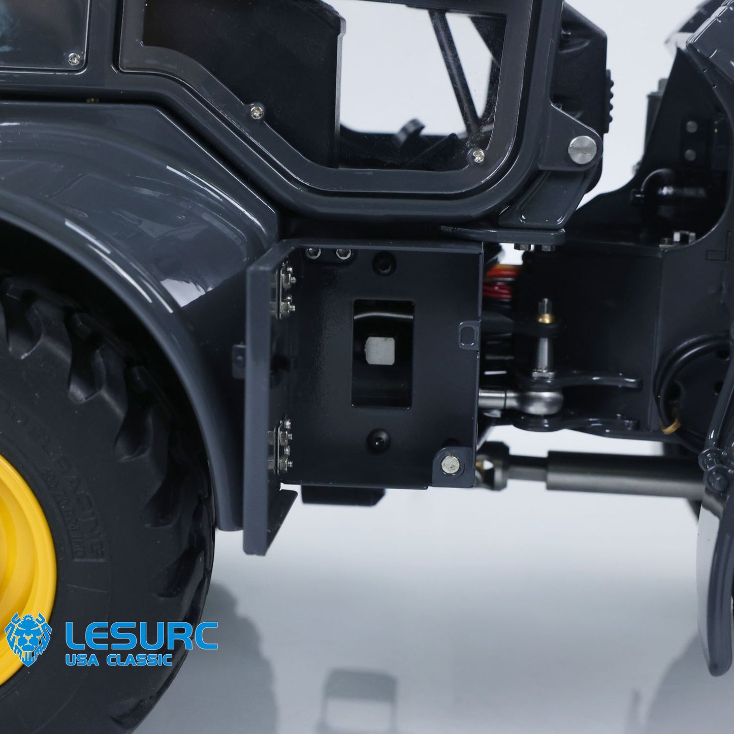 LESU Aoue-WA100M-8 1/14 Metal 4X4 RC Hydraulic Loader A0021 RTR with FlySky ST8 Radio Controller Brushless Motor 3+1CH Valve Light Sound