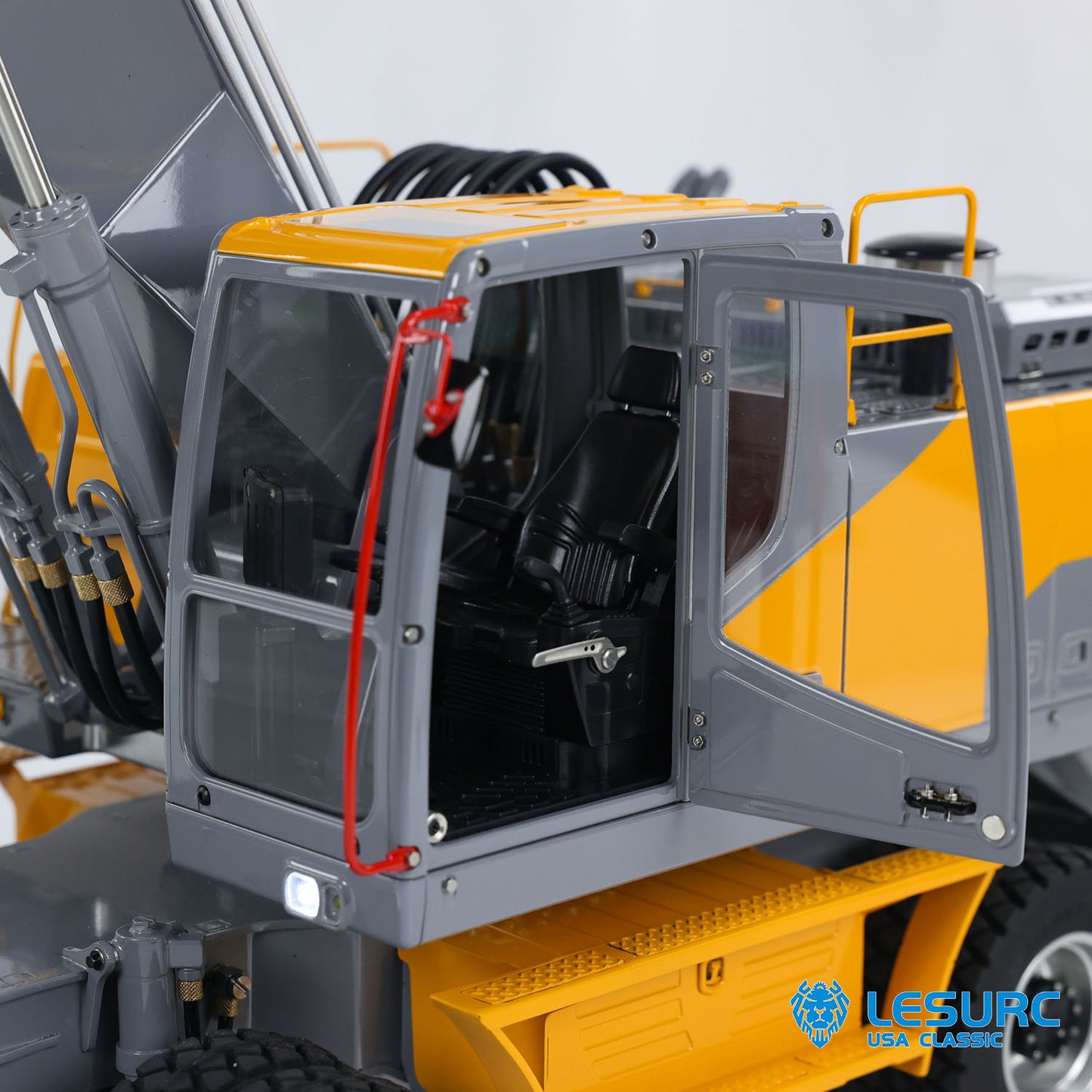 1/14 Aoue ET30H LESU RC Hydraulic Excavator RTR Wheeled Radio Control Diggers Model PL18EVLite Remote Control LCD Display Screen