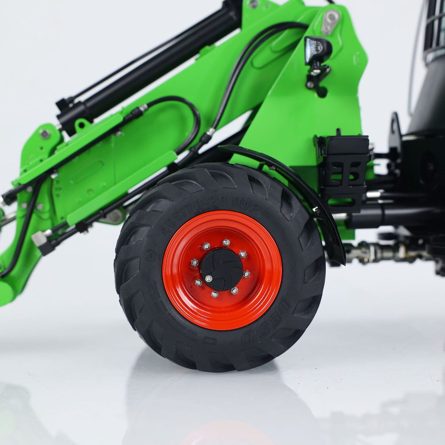 IN STOCK LESU AT1050 1/14 Metal RC Hydraulic Telescopic Arm Loader with FlySky I6S Radio Controller Fork Bucket Light Sound System