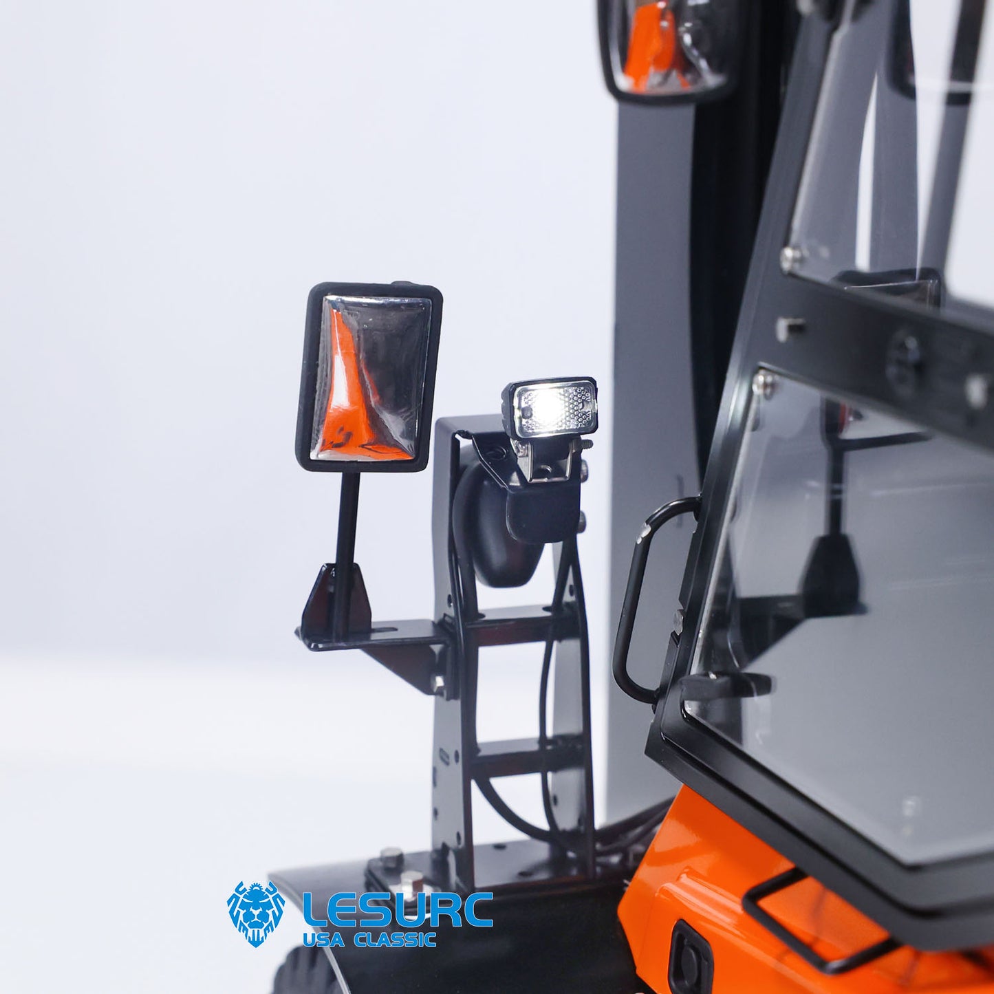 LESU AOUE LD160S 1/14 Metal Hydraulic RC Forklift FlySky ST8 Remote Controller and SR12 Receiver 6 Ways Reversing Valve Sound Light System