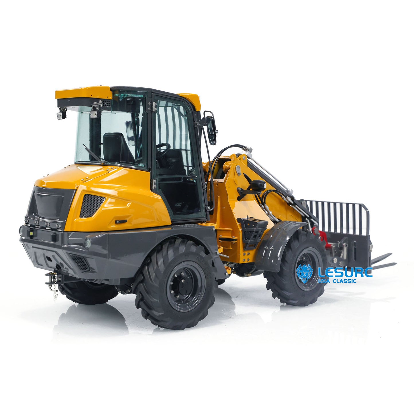 LESU AOUE AT1050 1/14 Metal 4X4 RC Hydraulic Telescopic Arm Loader Sound Light System Fork Bucket for Construction Vehicle Enthusiast