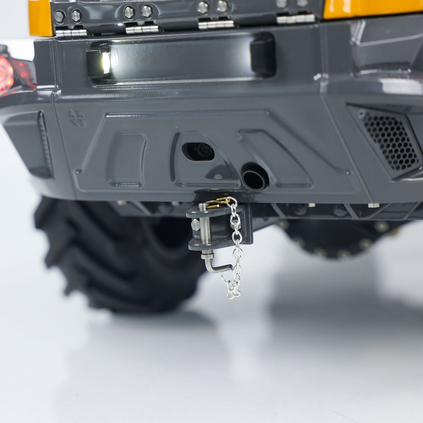 IN Stock LESU AT1050 1/14 RC Hydraulic Loader with Fork Telescopic Arm Light Sound System for Construction Vehicle Enthusiast