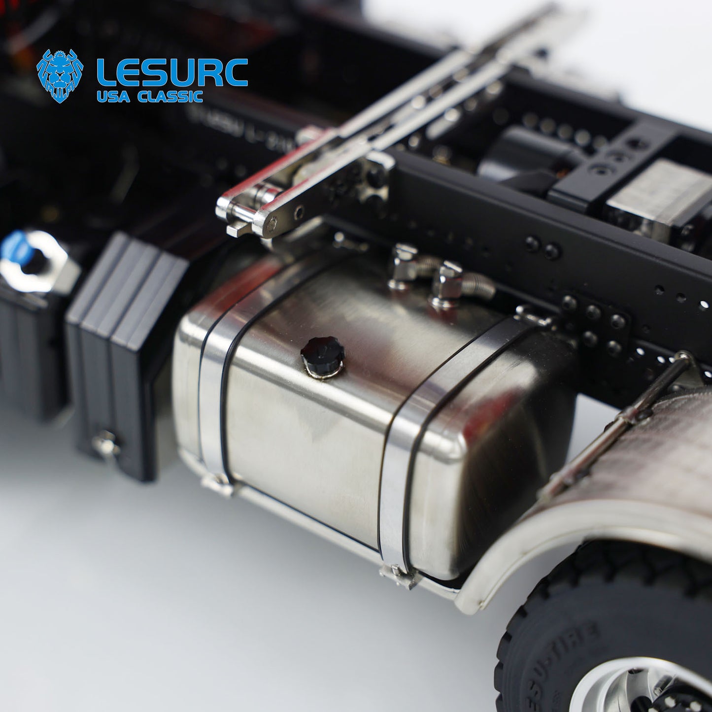 LESU A0009 1/14 Metal 3 Ways 6x6 RC Hydraulic Dump Truck with 3 Speed Transmission Differential Lock for Construction Hobby Expos