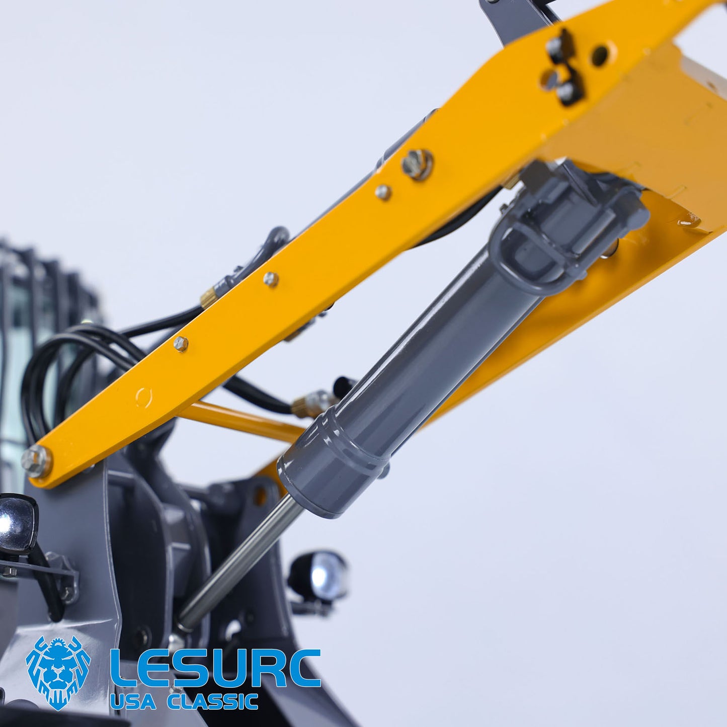 LESU Aoue MCL8 1/14 Metal 4X4 RC Hydraulic Wheeled Loader A0015 with 4CH Reversing Valve Light Sound for Construction Model Collectors