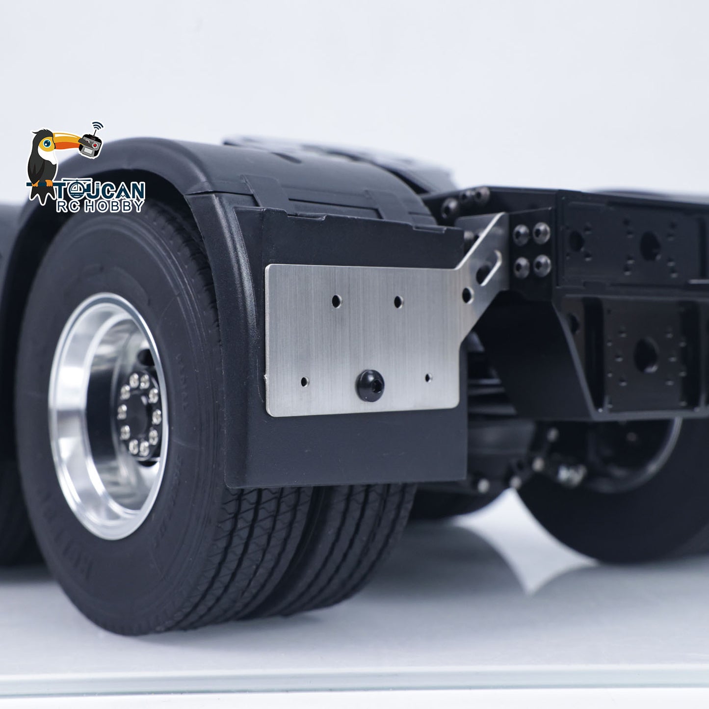LESU 1/14 Metal Heavy Chassis Suitable for Remote Control Tractor Truck DIY Model Car Vehicle With 540 Power Motor Servo