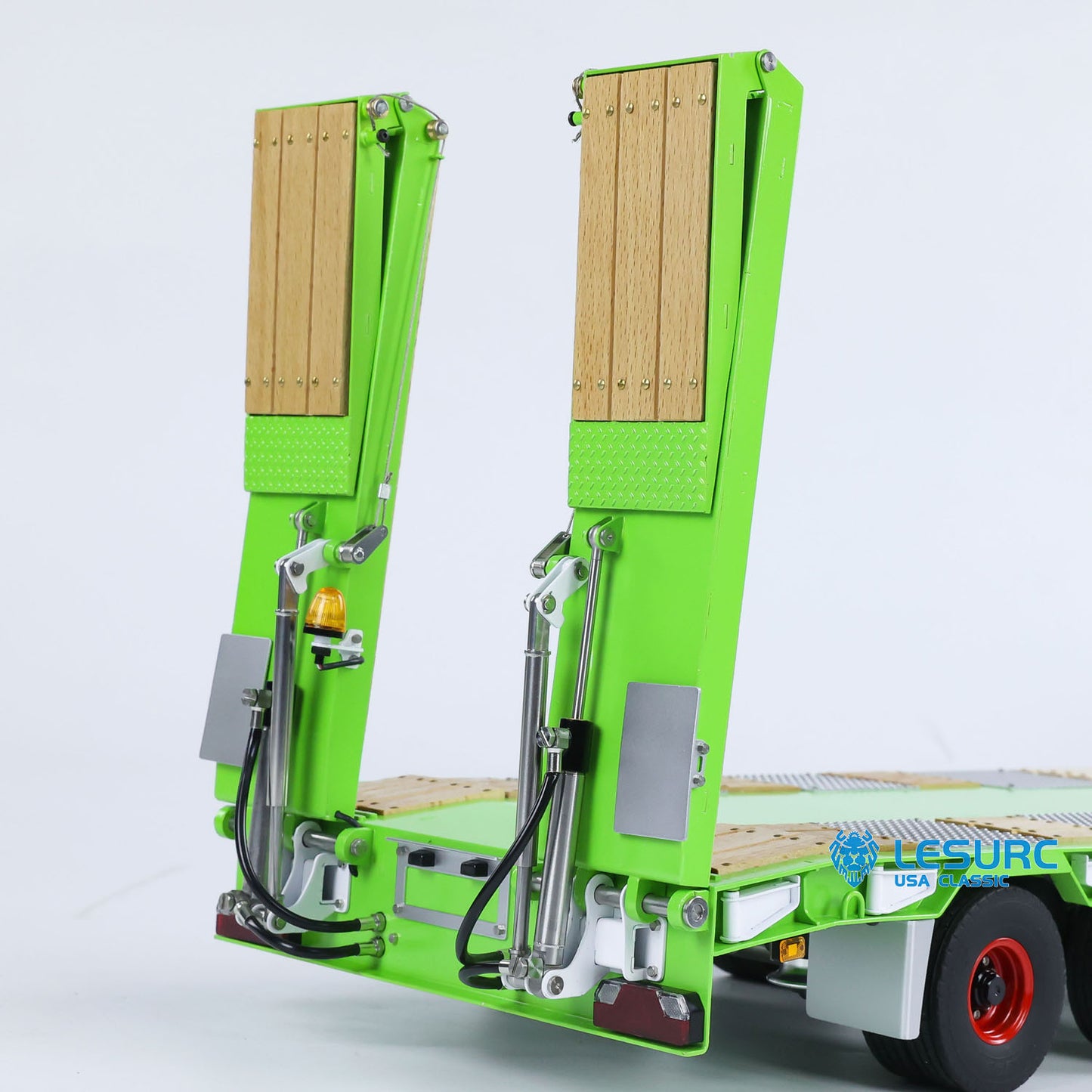LESU A0020 1/14 Metal Lowboy Trailer 3Axle Chassis Hydraulic Lifting Tailgate Electric Landing Legs Light System for RC Tractor Truck Construction Model