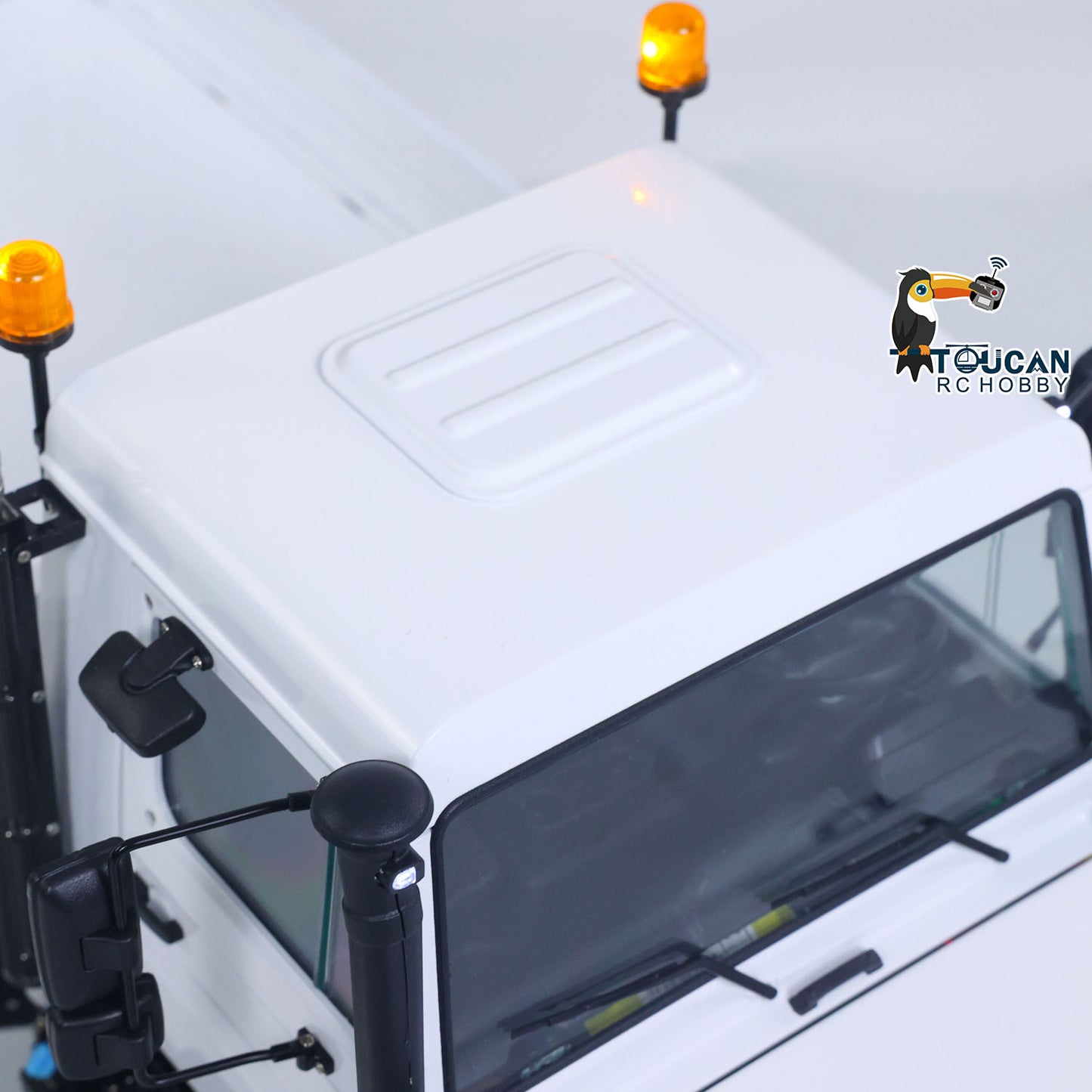 LESU U4023 4X4 1/14 RC Off Road Vehicle Metal ATV Light Truck MT44023 Model Light Sound Wheel Reduction Axle Lock Radio Battery