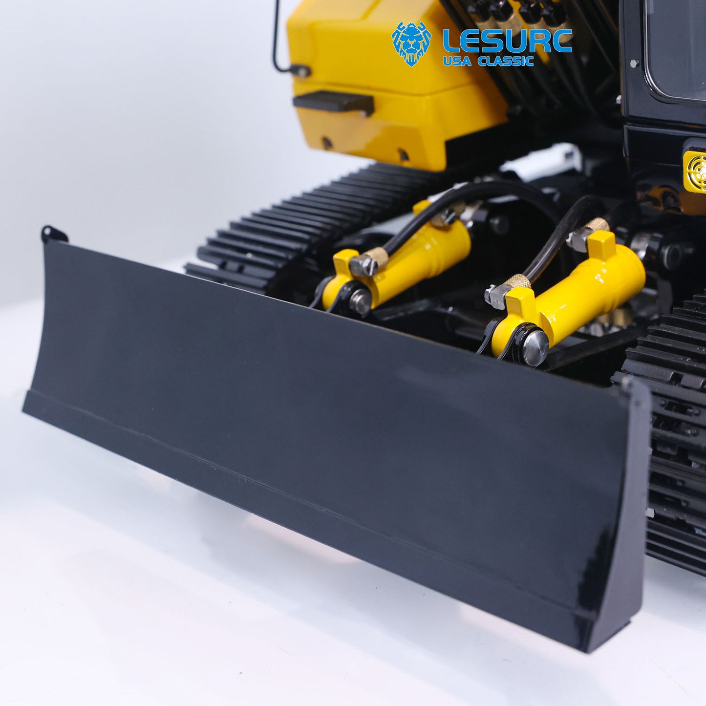 LESU 1/14 RC Hydraulic Excavator ET26L 2-Arms Remote Control Metal Digger Assembled Model Construction Vehicles Lights