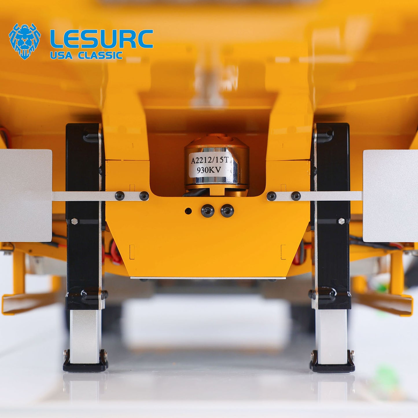 LESU A0020 1/14 Metal Lowboy Trailer 3Axle Chassis Hydraulic Lifting Tailgate Electric Landing Legs Light System for RC Tractor Truck Construction Model