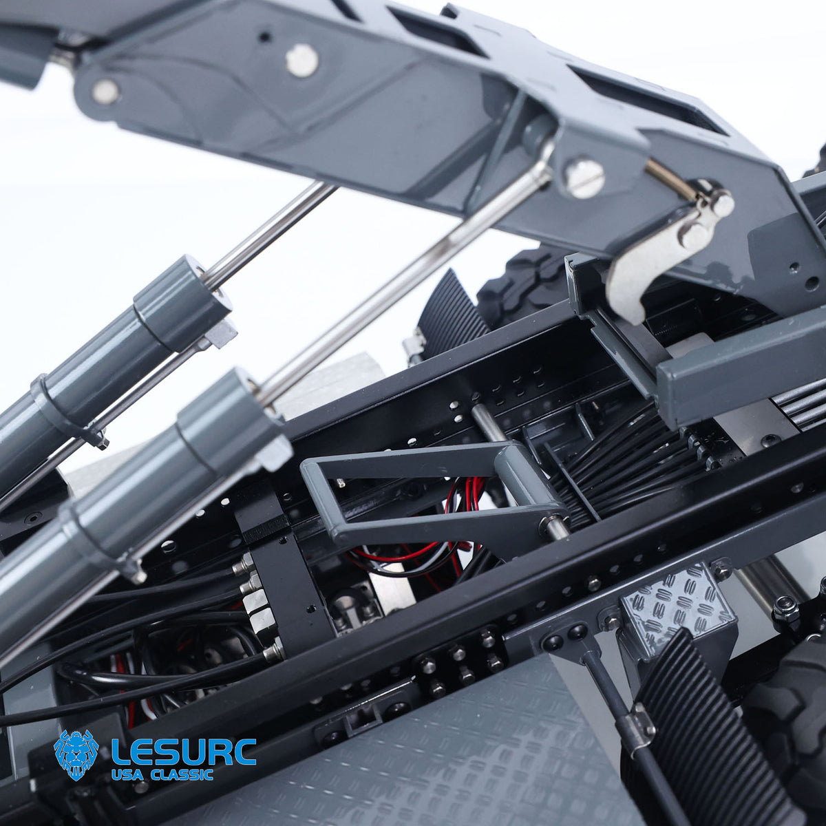 LESU A0066 1/14 Metal Hydraulic RC Roll Off Trailer Telescopic/Folding Hooklift with Support Legs 5CH Reversing Valve Lights