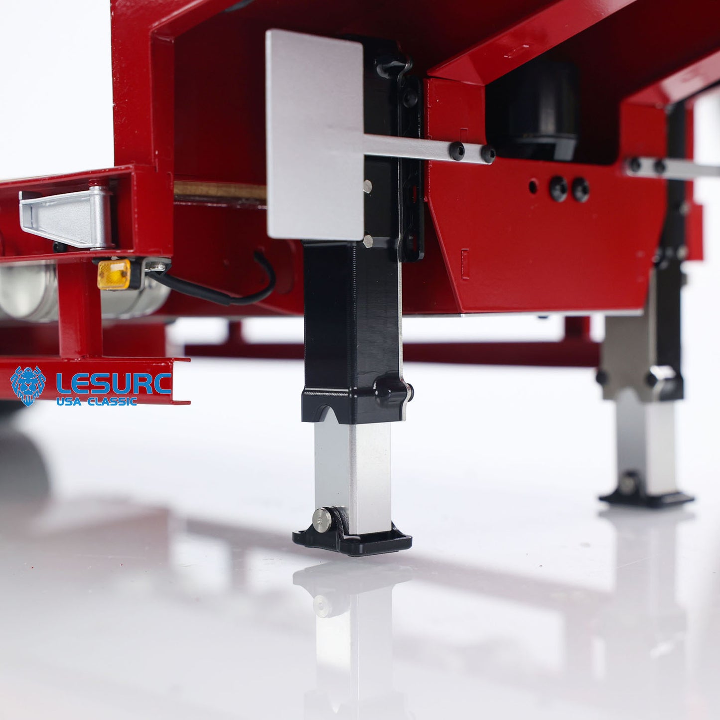 LESU A0020 1/14 Metal Lowboy Trailer 3Axle Chassis Hydraulic Lifting Tailgate Electric Landing Legs Light System for RC Tractor Truck Construction Model