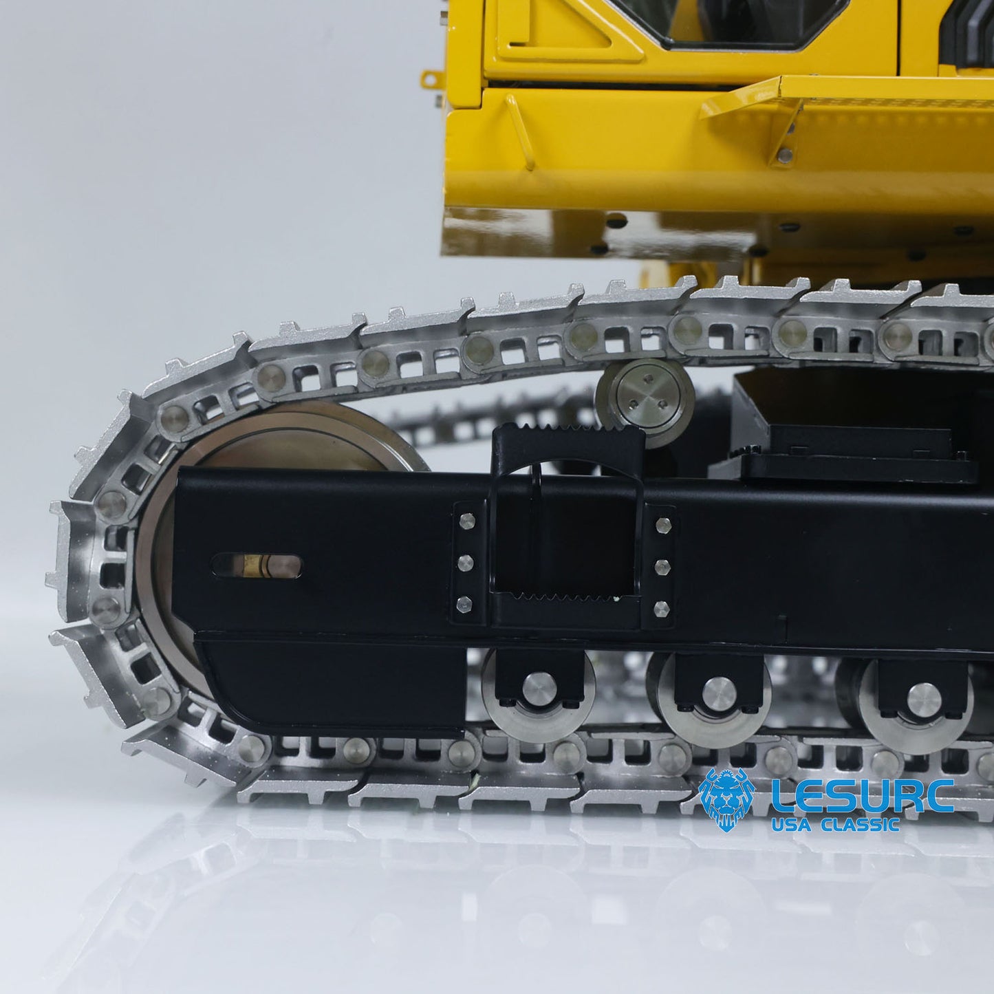 LESU 1/14 RC Hydraulic Excavator C374F Remote Controlled Heavy Digger Machine Sound Smoke Light LCD Screen 6CH Valve Motor ESC
