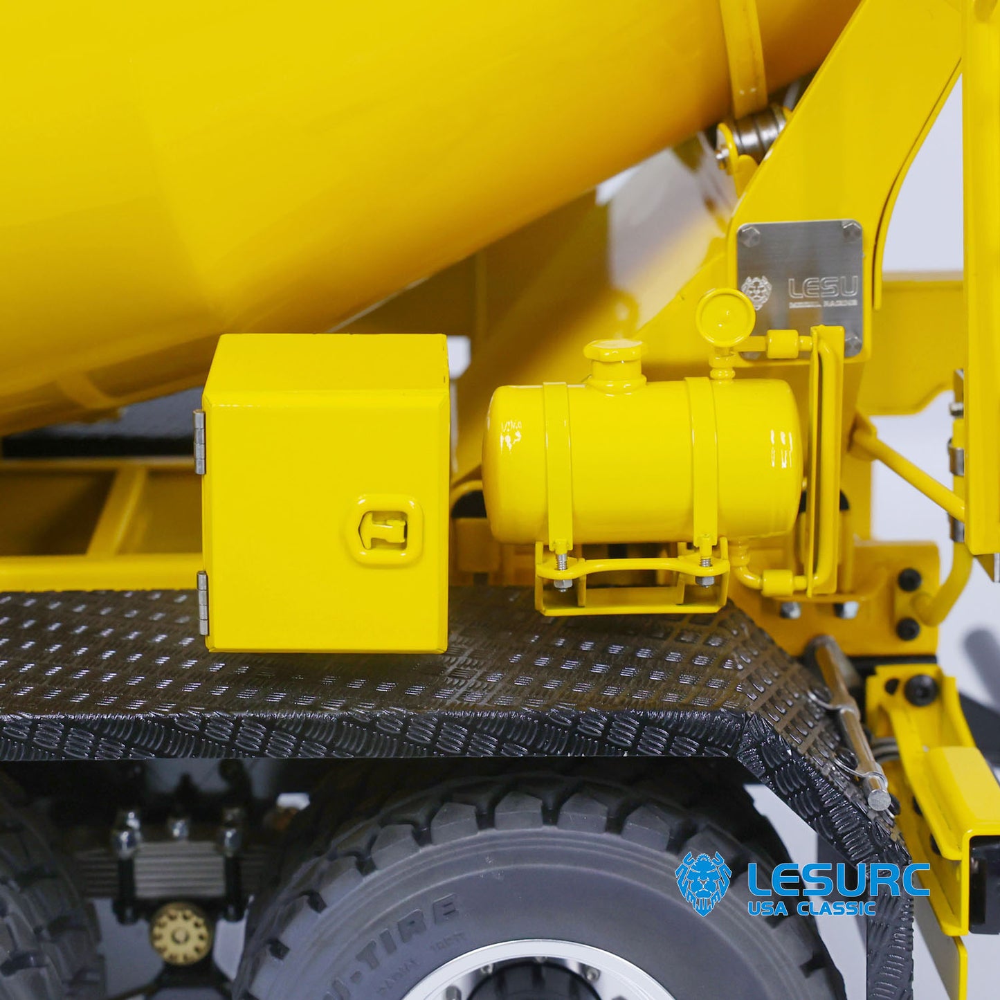 LESU 6x6 Metal 1/14 RC Mixer Truck for Remote Controlled Unpainted Agitating Lorry Concrete Car Model Motor Servo Sound Lights