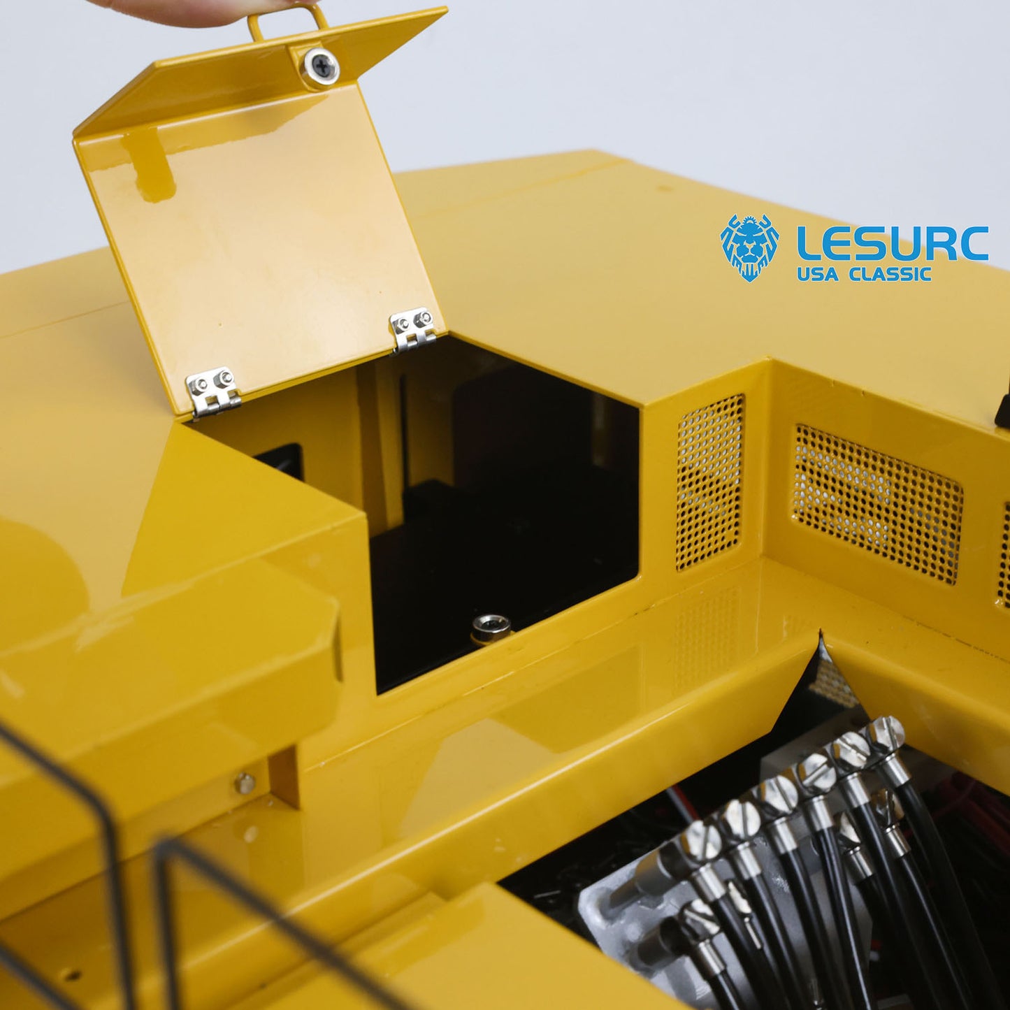 LESU C374F 1/14 Metal Hydraulic RC Excavator B0001 Unassembled Remote Control Heavy Digger 6CH Valve LCD Screen Light System