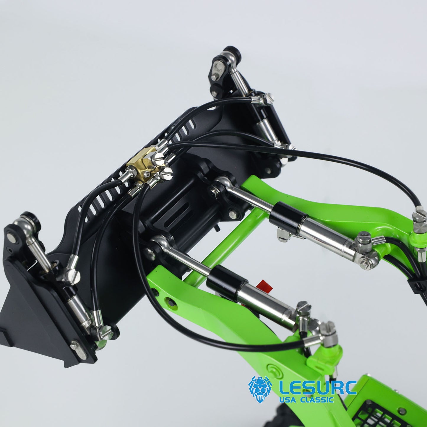 LESU AOUE LT5 1/14 Metal RC Skid-Steer Loader Hydraulic Construction Vehicle with Sound Light FlySky i6S Radio Controller for Model Enthusiast