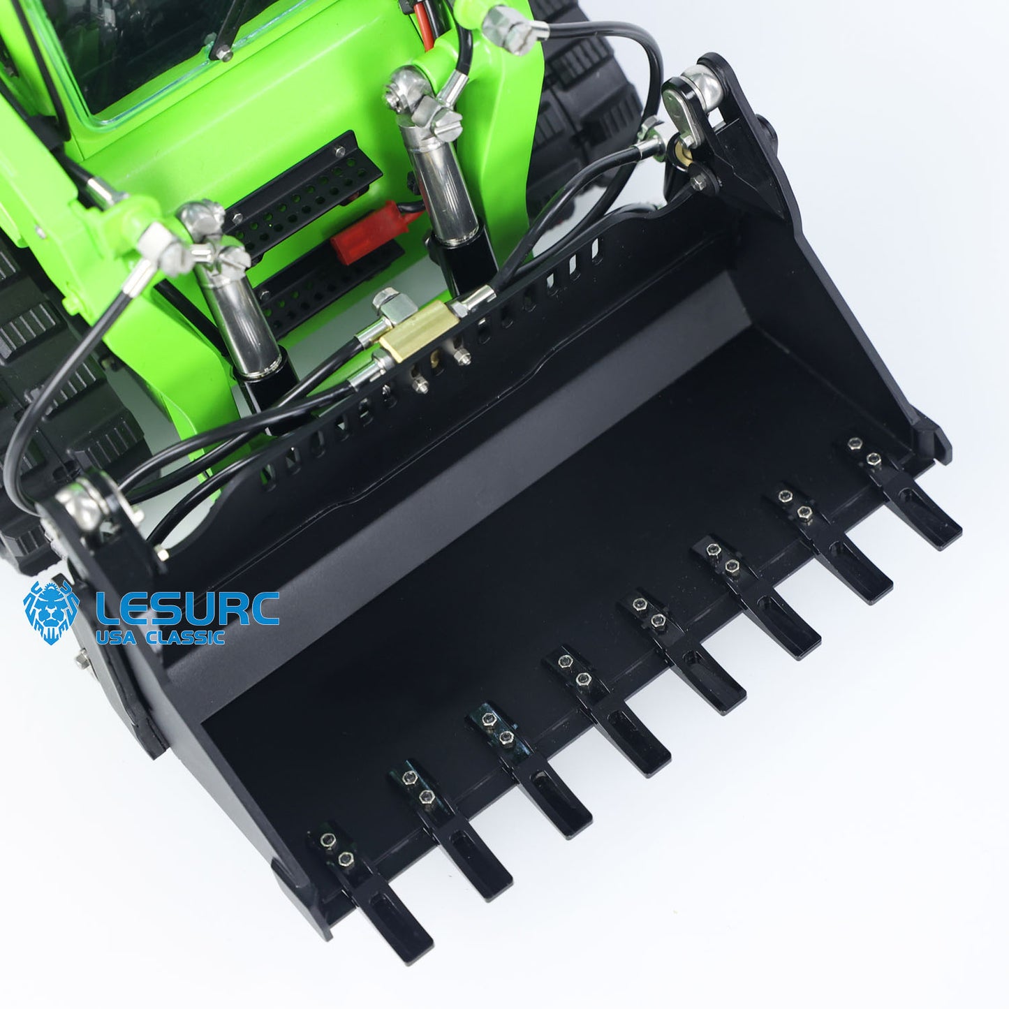 LESU AOUE LT5 1/14 Metal RC Skid-Steer Loader Hydraulic Construction Vehicle with Sound Light FlySky i6S Radio Controller for Model Enthusiast