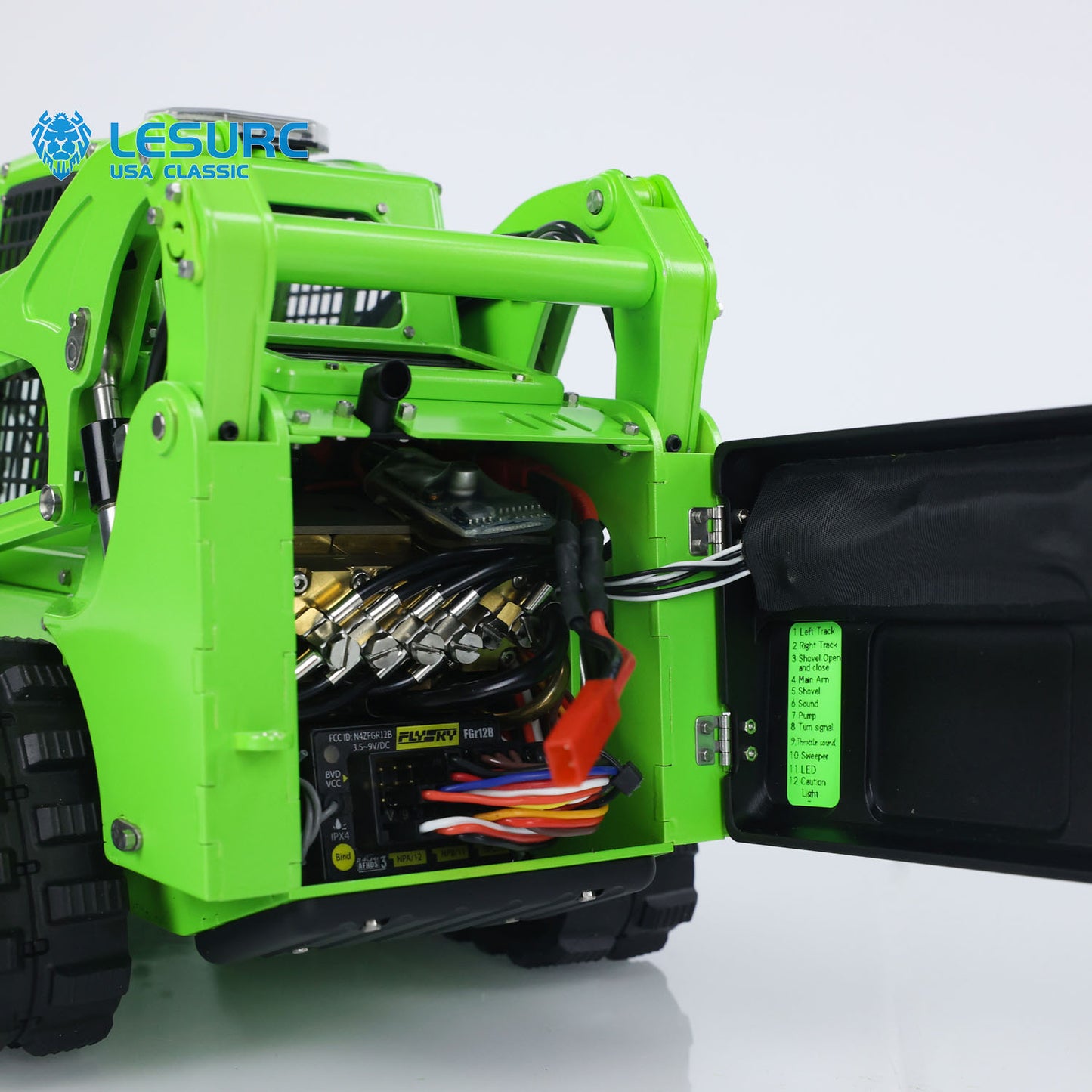 LESU AOUE LT5 1/14 Metal RC Skid-Steer Loader Hydraulic Construction Vehicle with Sound Light FlySky i6S Radio Controller for Model Enthusiast