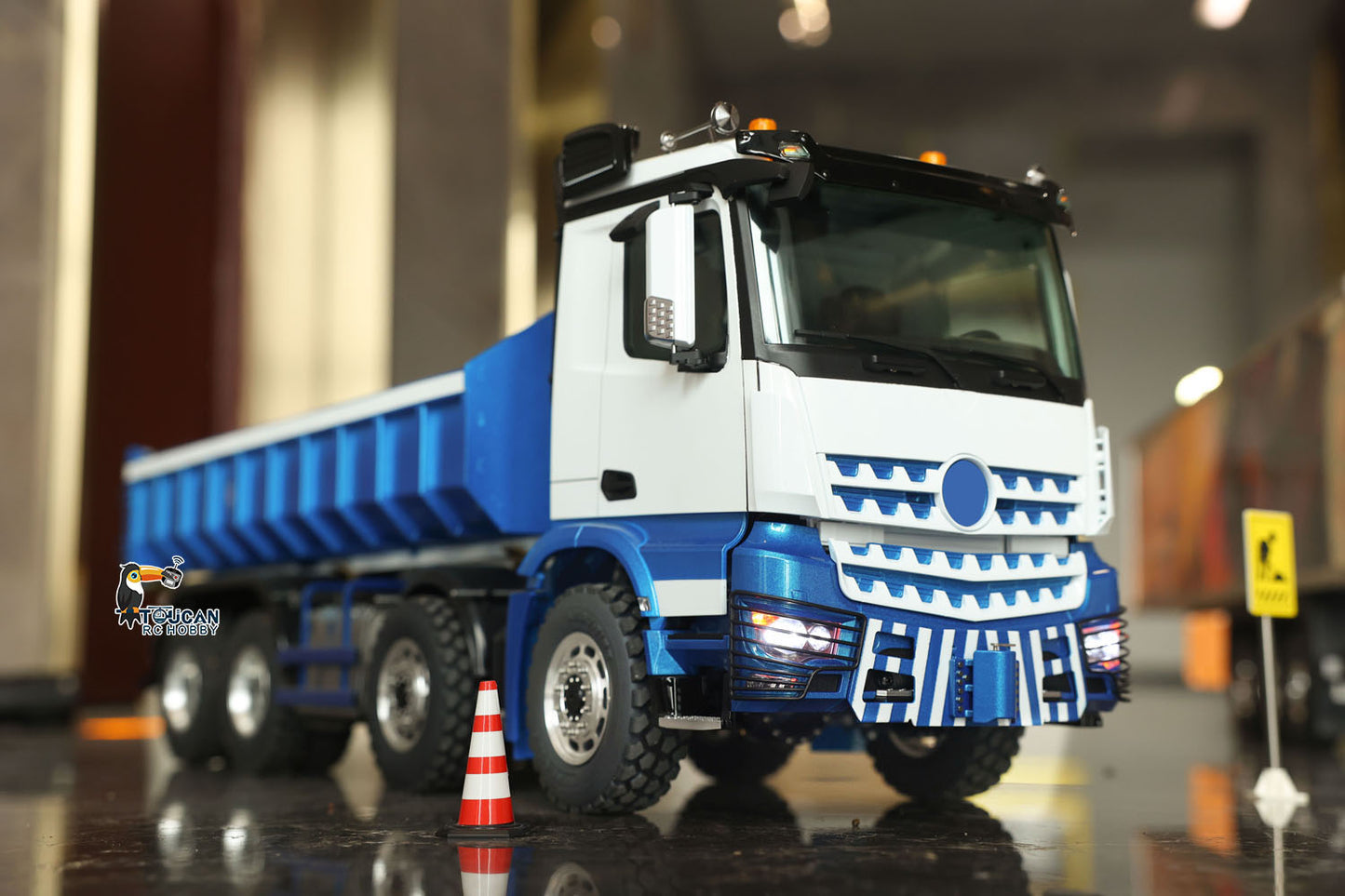 LESU 1/14 8x8 3348 Hydraulic RC Dump Truck RTR Remote Control Roll Off Dumper Simulation Electric Car Model I6S Radio Lights Hook