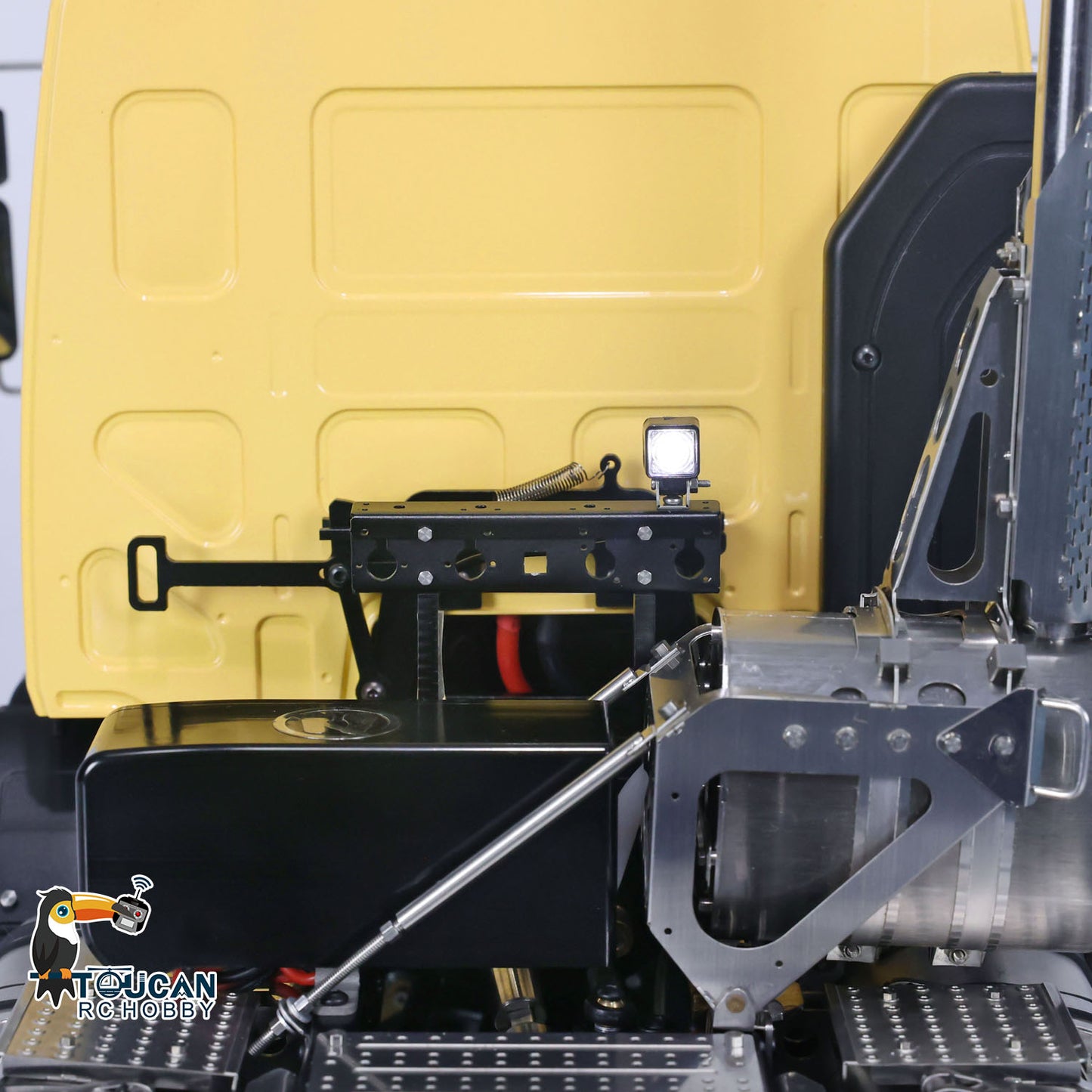 LESU 1/14 6x6 RC Tractor Truck 3 Axles Painted Assembled Remote Control Car Model DIY Emulated Vehicle Optional Versions