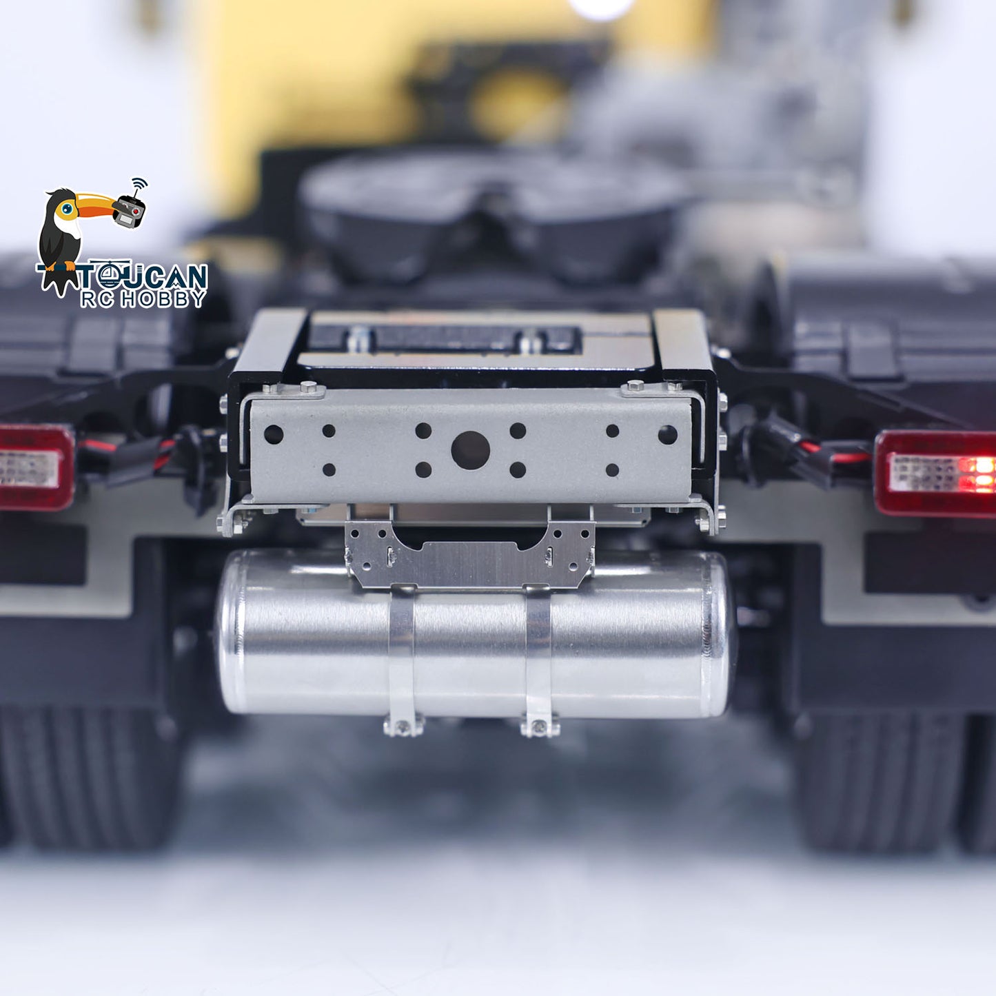 LESU 1/14 6x6 RC Tractor Truck 3 Axles Painted Assembled Remote Control Car Model DIY Emulated Vehicle Optional Versions