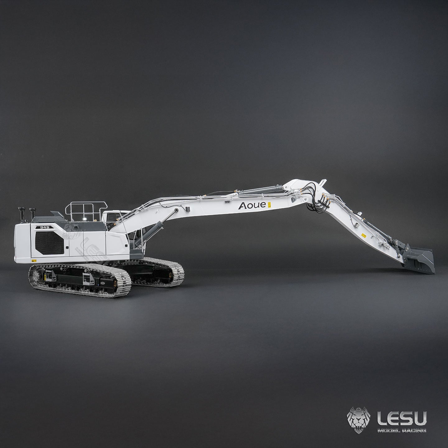LESU AOUE LR945 1/14 RC Long-reach Hydraulic Excavator CNC Extended Arm Radio Control Digger Model Light 7CH Valve 4MPa Pump