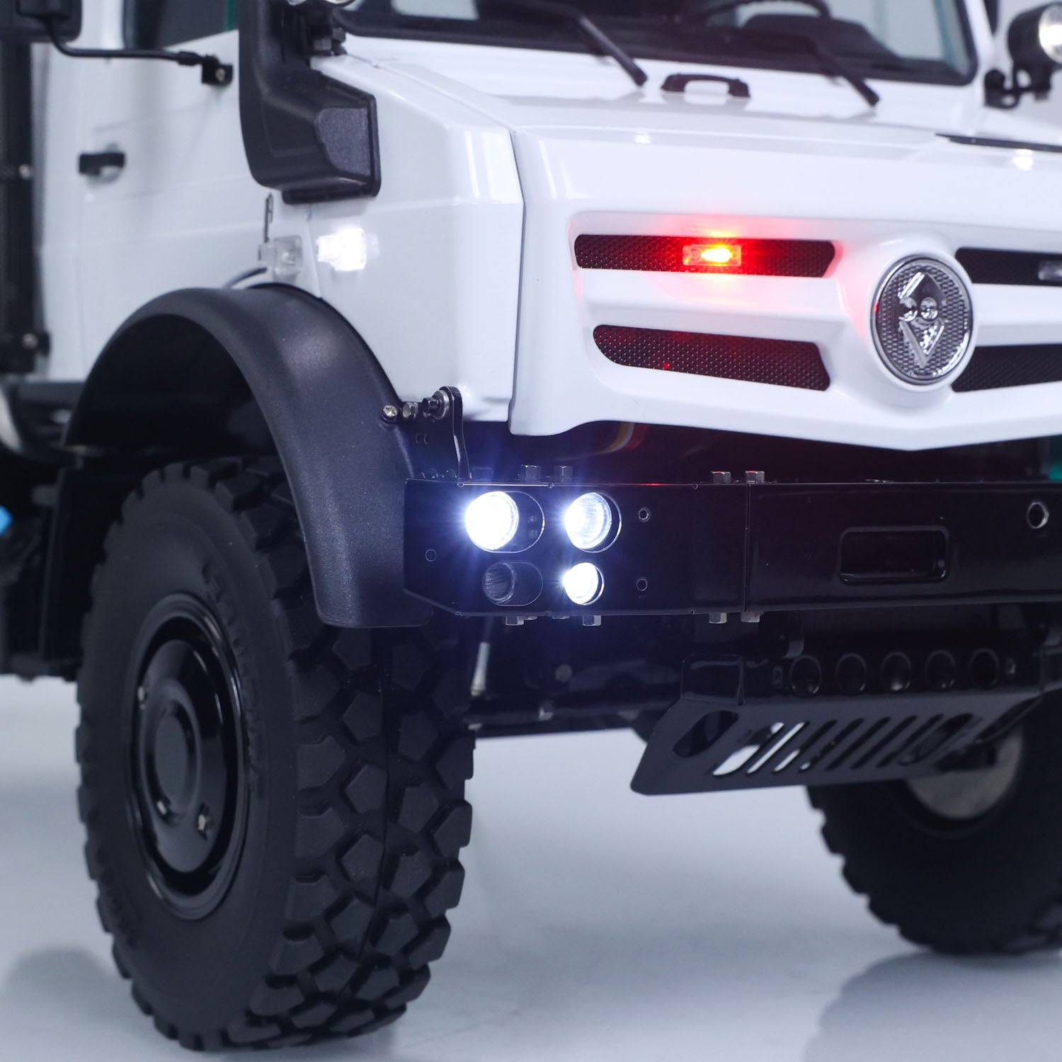 LESU 1/14 U4023 Metal RC Off Road Vehicle 4*4 All-Terrain Light Truck Front Marker Lamp Light Sound System Motor