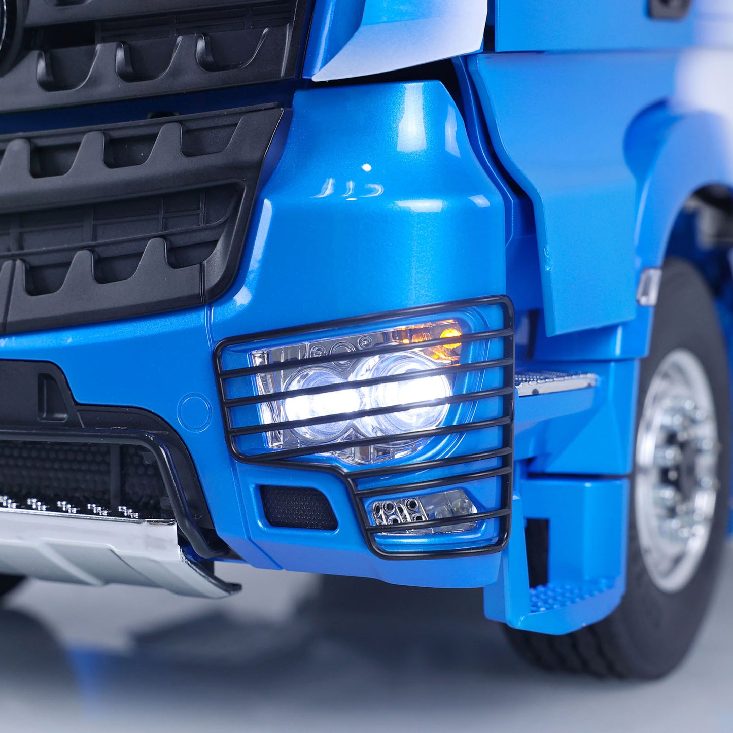 IN STOCK LESU 1/14 RC Tractor Truck with 6x6 Metal Chassis 2 Speed Transmission Lock Differential Axles Sounds Lights System