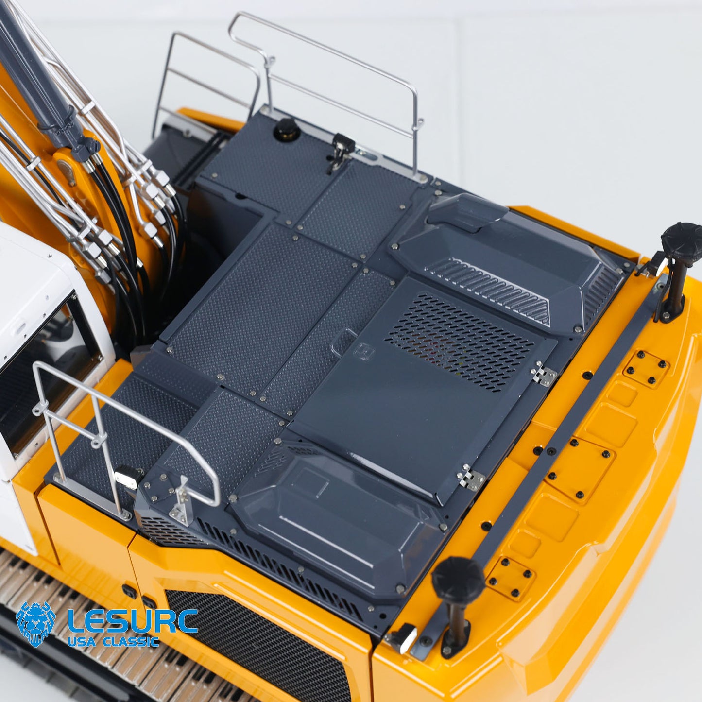 LESU AOUE LR945 Metal 1/14 RC Hydraulic Excavator 3 Arms Digger with Electronic Display PL18EV Lite Radio Controller