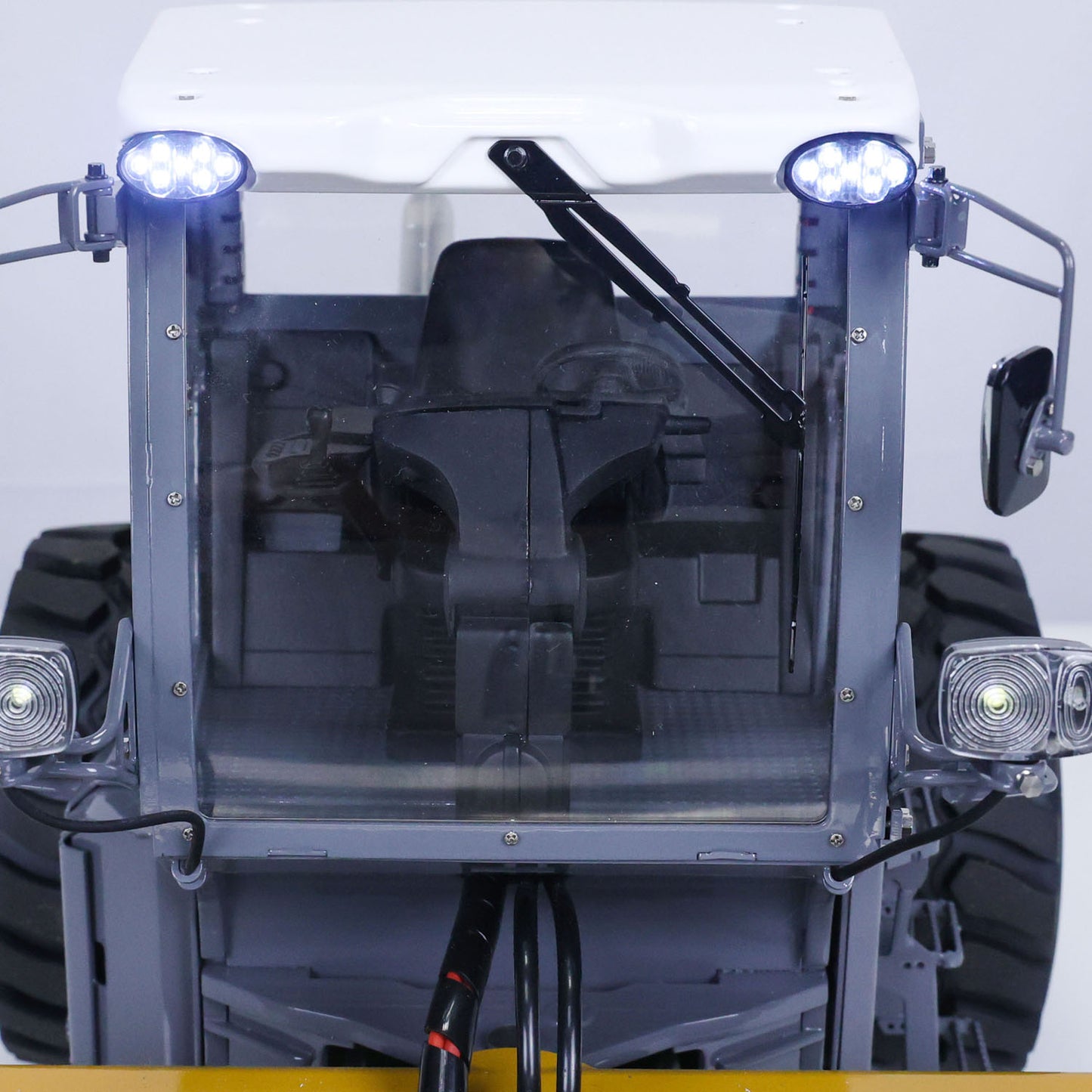 LESU Aoue-H13i 1/14 Hydraulic RC Road Roller A0009 with Sound Light System for Engineering Vehicle Enthusiast