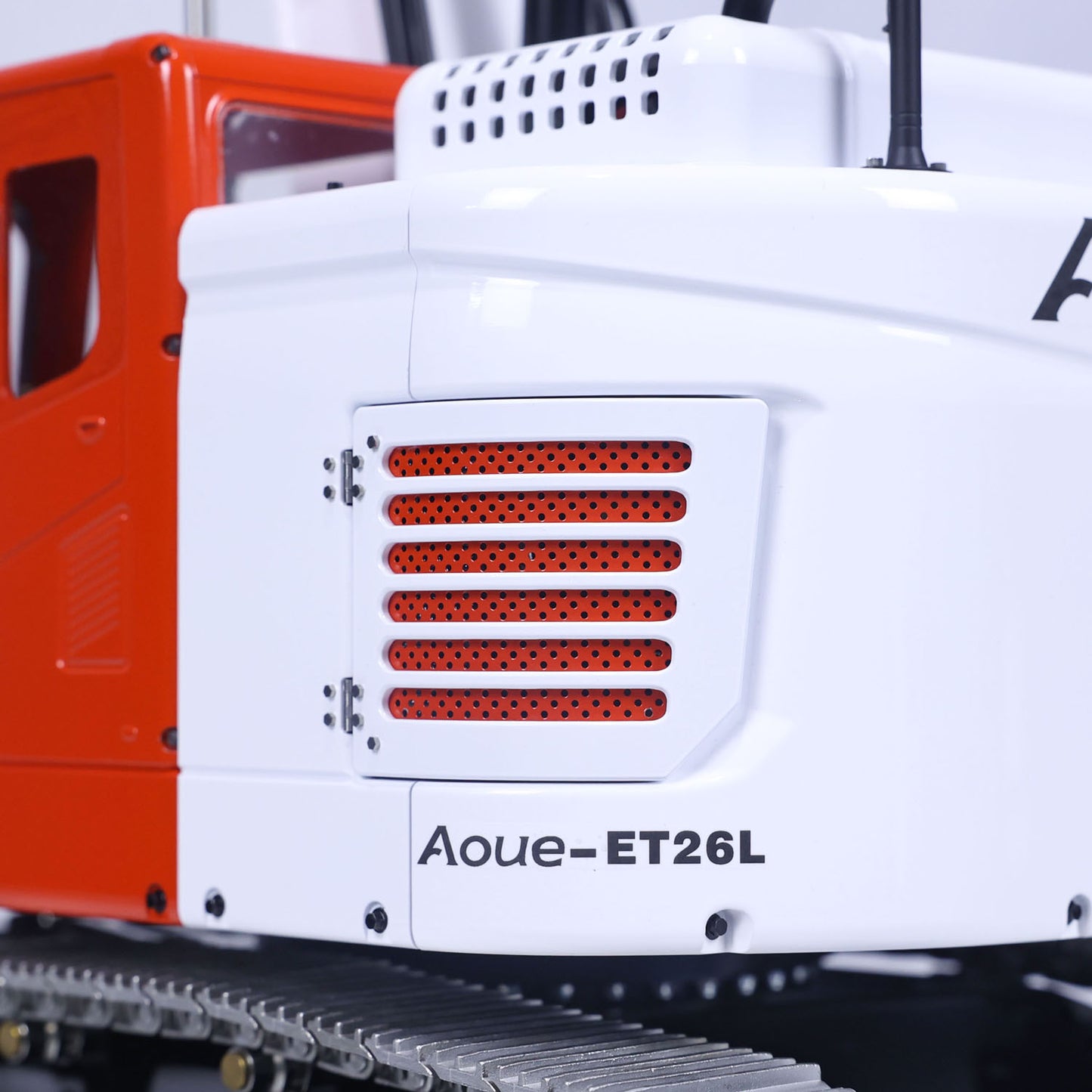 LESU Aoue ET26L Metal 1/14 RC Hydraulic Excavator 3 Arms Digger with PL18EV Radio System Lights