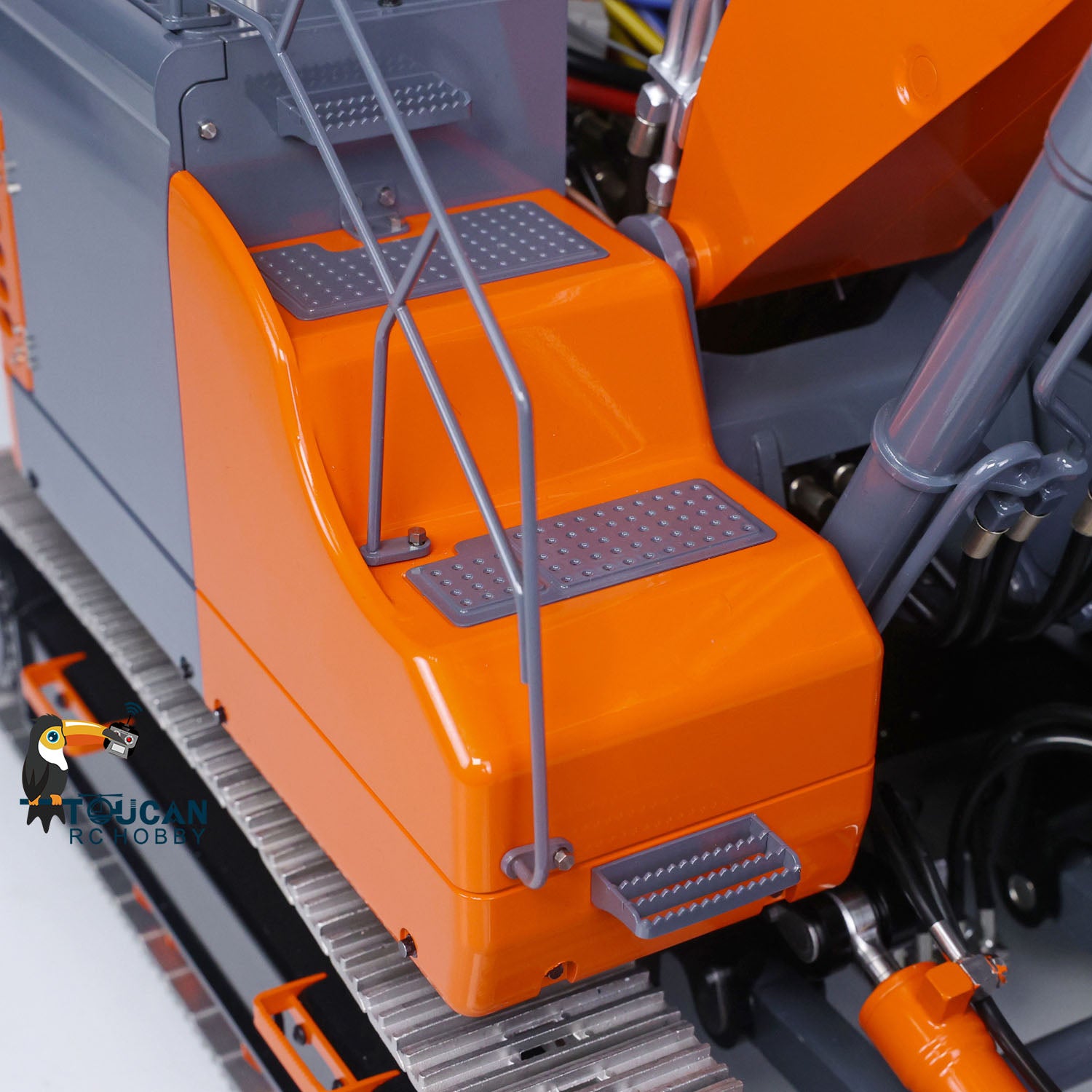 LESU Aoue ET26L Metal 1/14 RC Hydraulic Excavator 3 Arms Digger with PL18EV Radio System for Construction Vehicle Enthusiast