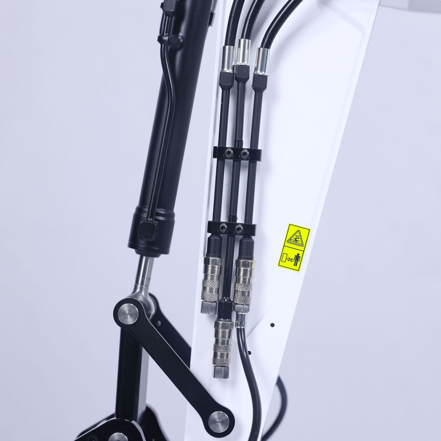 LESU Aoue ET26L 1/14 Metal RC Hydraulic Excavator 3 Arms Digger with PL18EV Radio System GPS