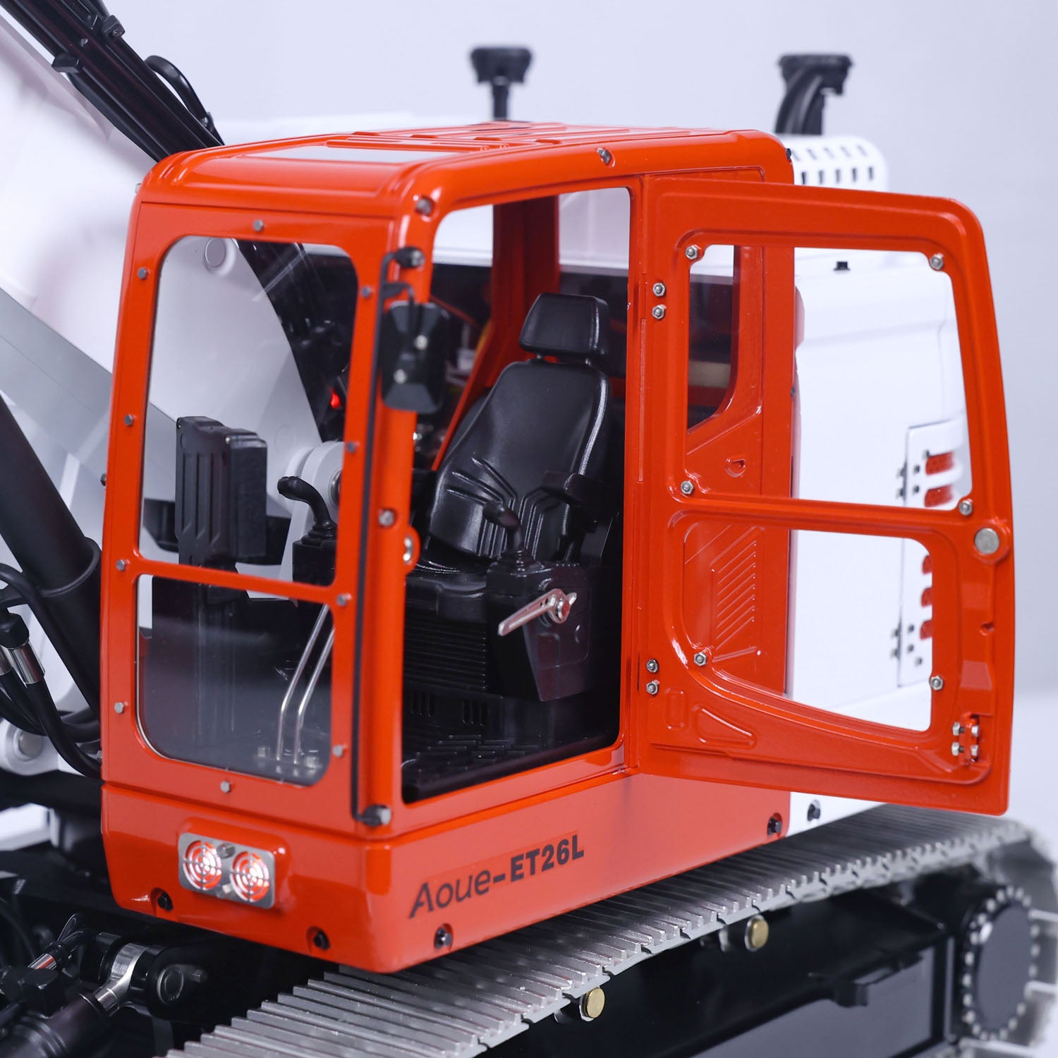LESU Aoue ET26L Metal 1/14 RC Hydraulic Excavator 3 Arms Digger with PL18EV Radio System Lights